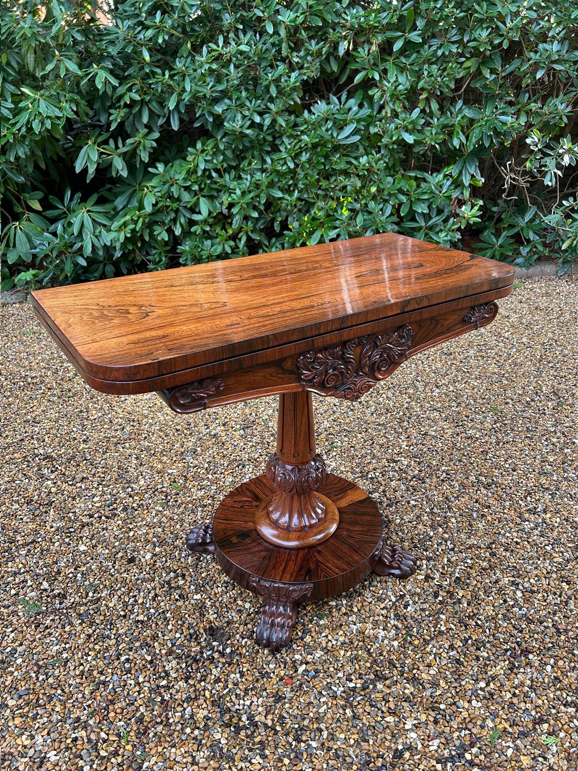 Anglais Table à cartes en bois de rose William IV du XIXe siècle en vente