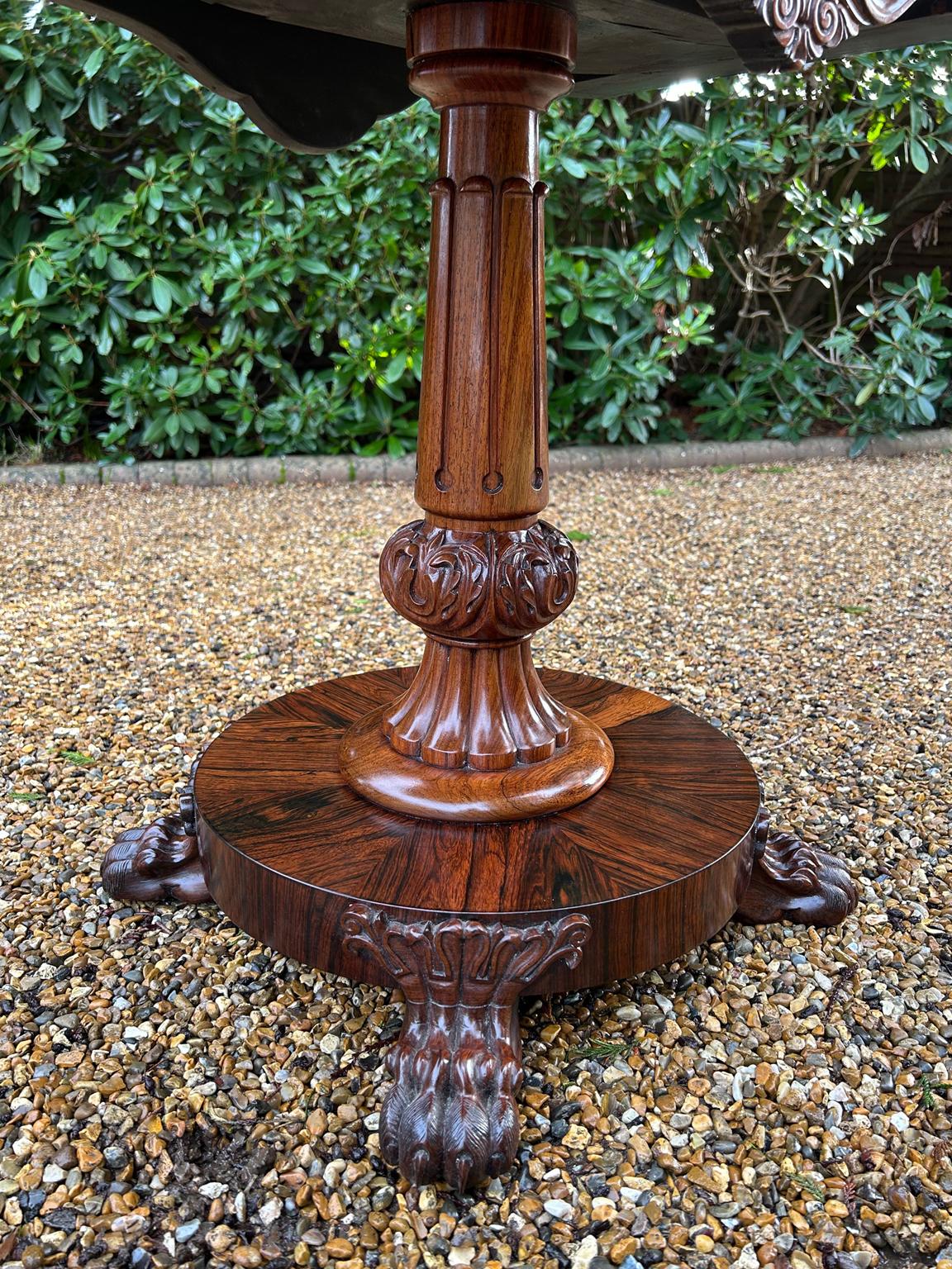 Table à cartes en bois de rose William IV du XIXe siècle en vente 2