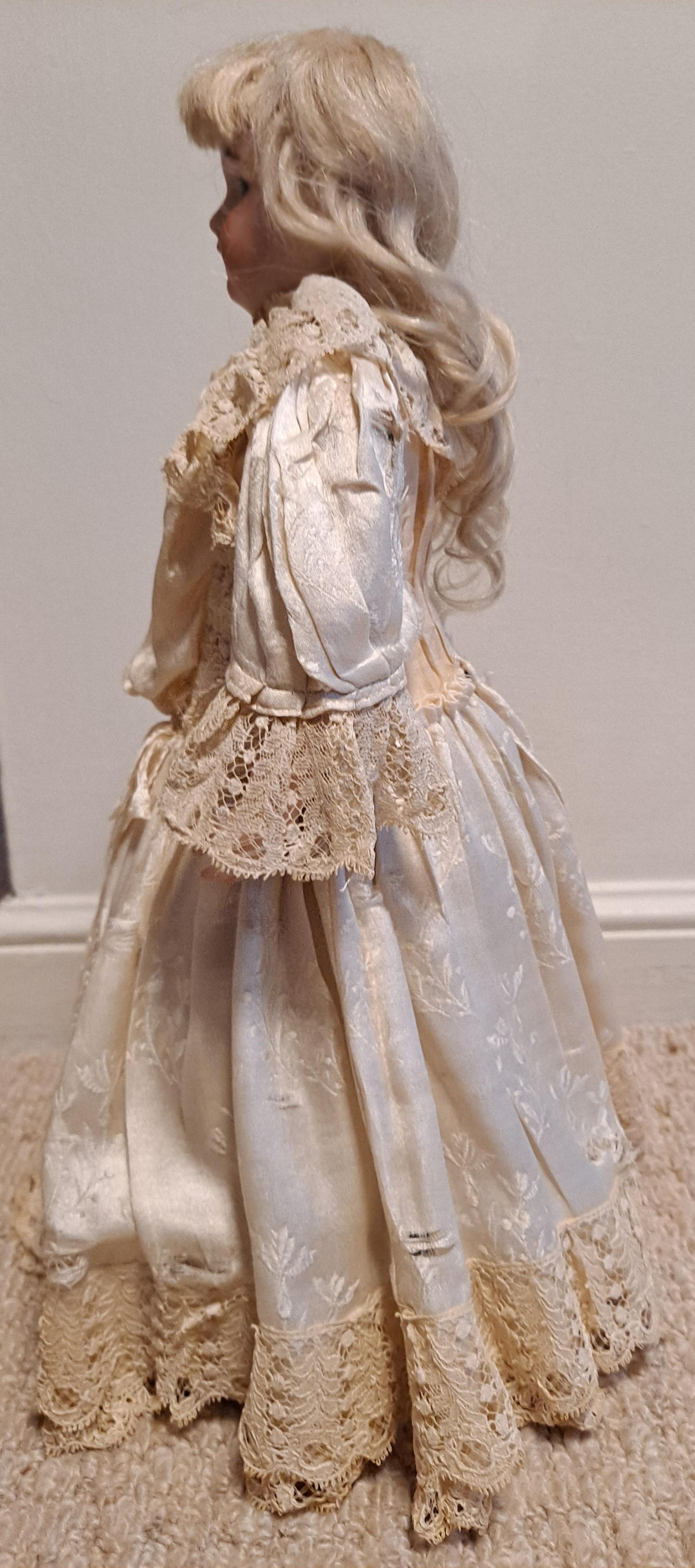 Fabric 19th Century Wind ip Automaton Doll 15