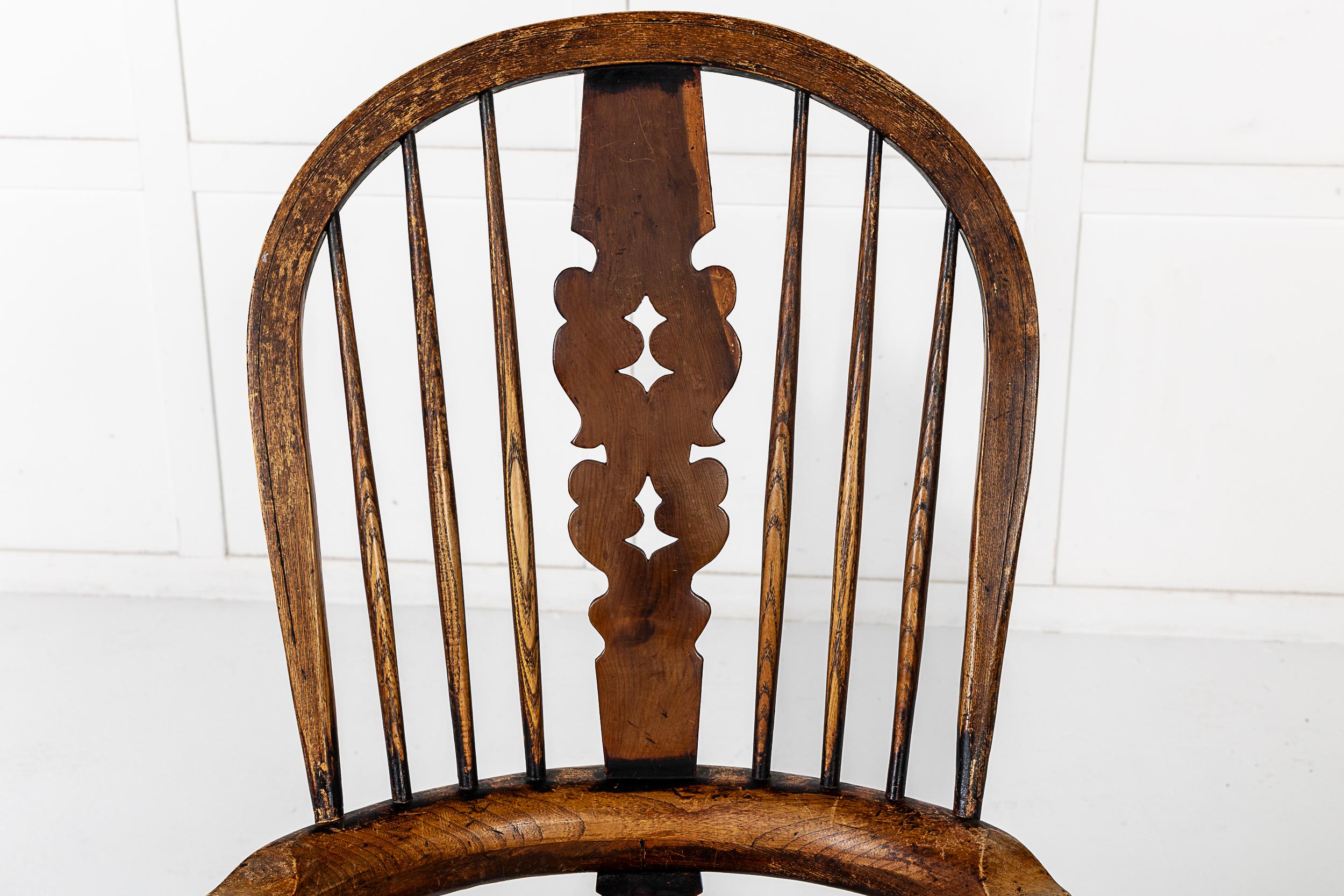 Chaise Windsor du 19ème siècle en vente 2