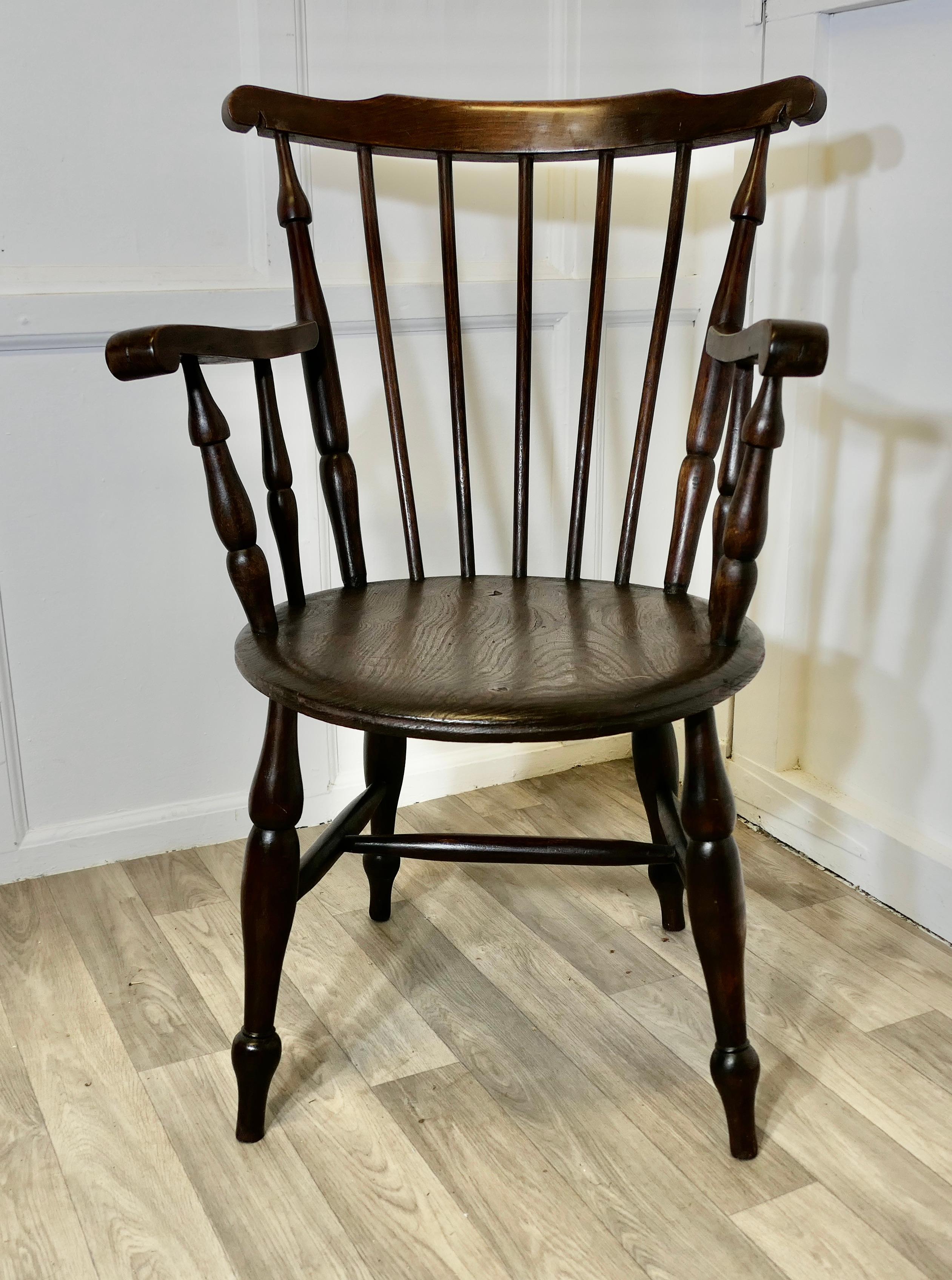 Windsor Country Penny-Sitz-Schnitzerstuhl aus dem 19. Jahrhundert (Viktorianisch) im Angebot