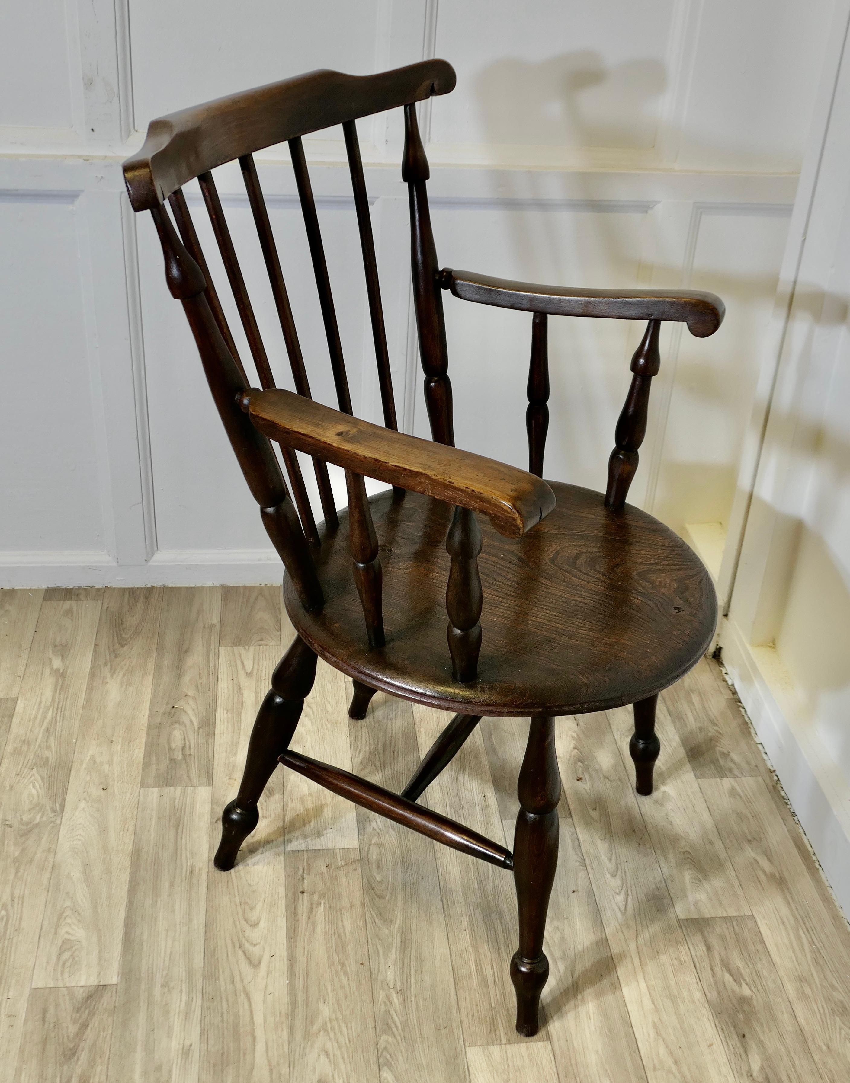 Windsor Country Penny-Sitz-Schnitzerstuhl aus dem 19. Jahrhundert (Buchenholz) im Angebot