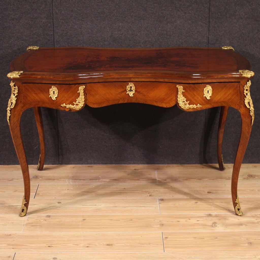 19th Century Wood and Gold Bronze French Antique Napoleon III Writing Desk, 1880 In Good Condition For Sale In Vicoforte, Piedmont