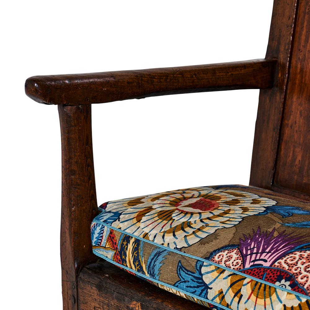 19th Century Wood Bench with Schumacher Zanzibar Linen Print Cushion, England 1