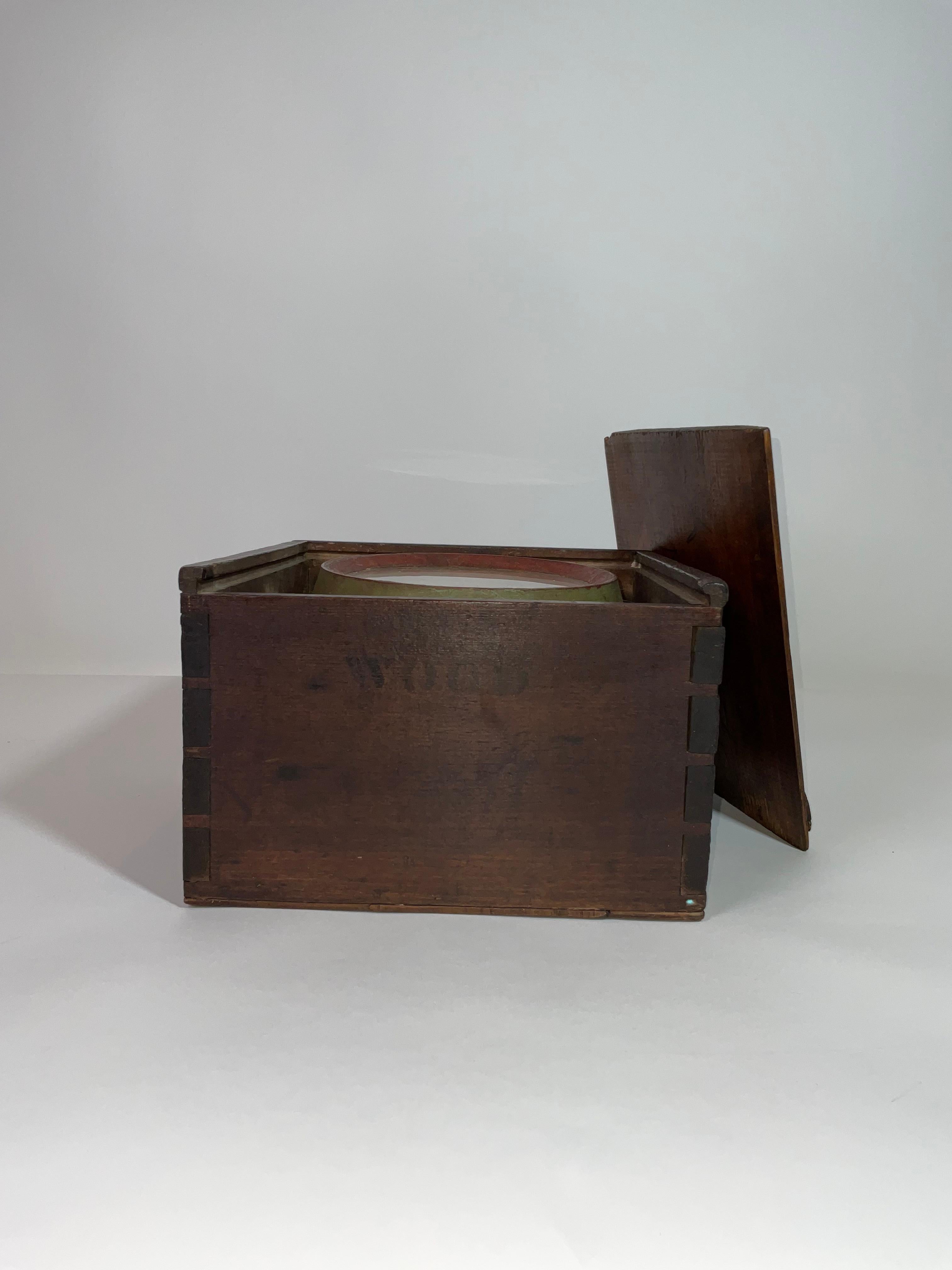 Milieu du XIXe siècle Compas de bateau à bol en Wood du 19e siècle par Samuel Thaxter de Boston en vente