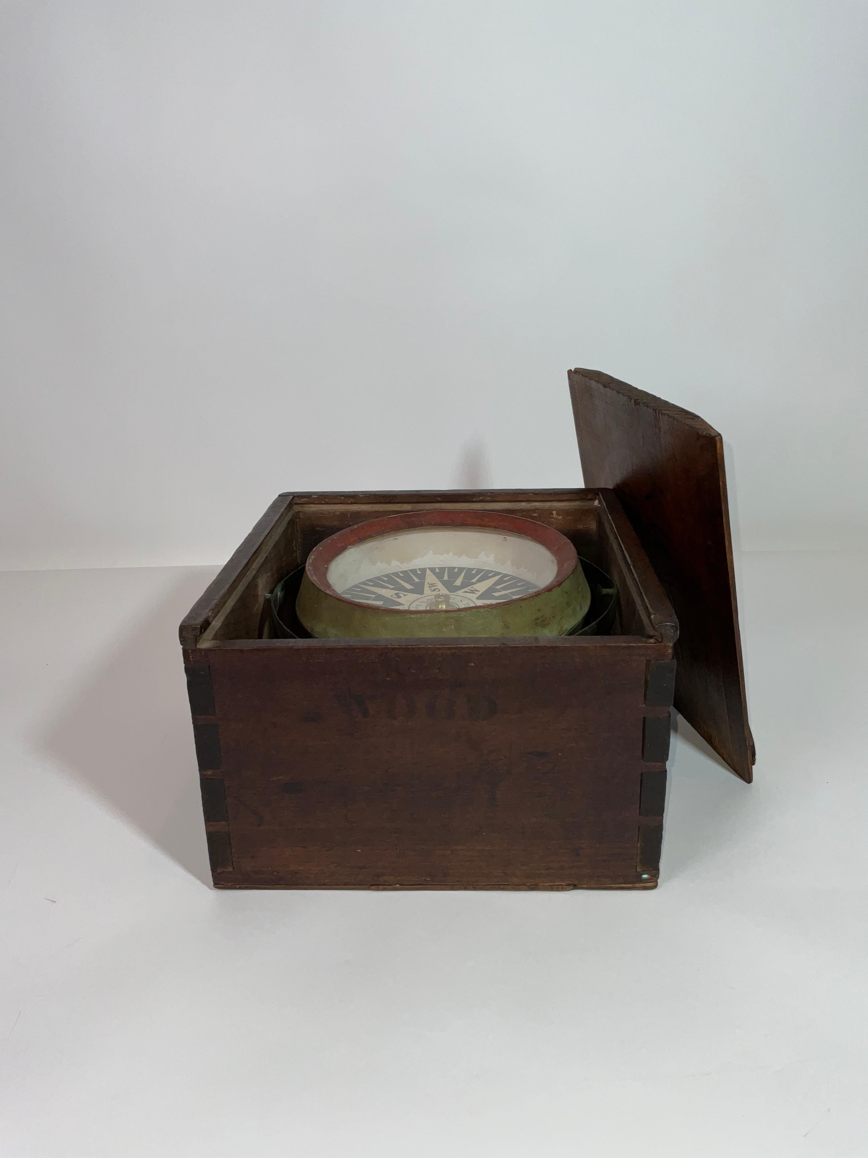 Laiton Compas de bateau à bol en Wood du 19e siècle par Samuel Thaxter de Boston en vente