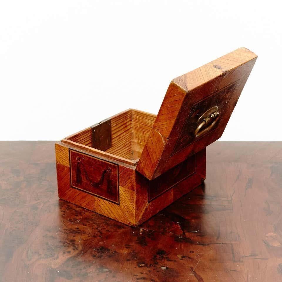 Legno Scatola italiana in Wood del XIX secolo in vendita