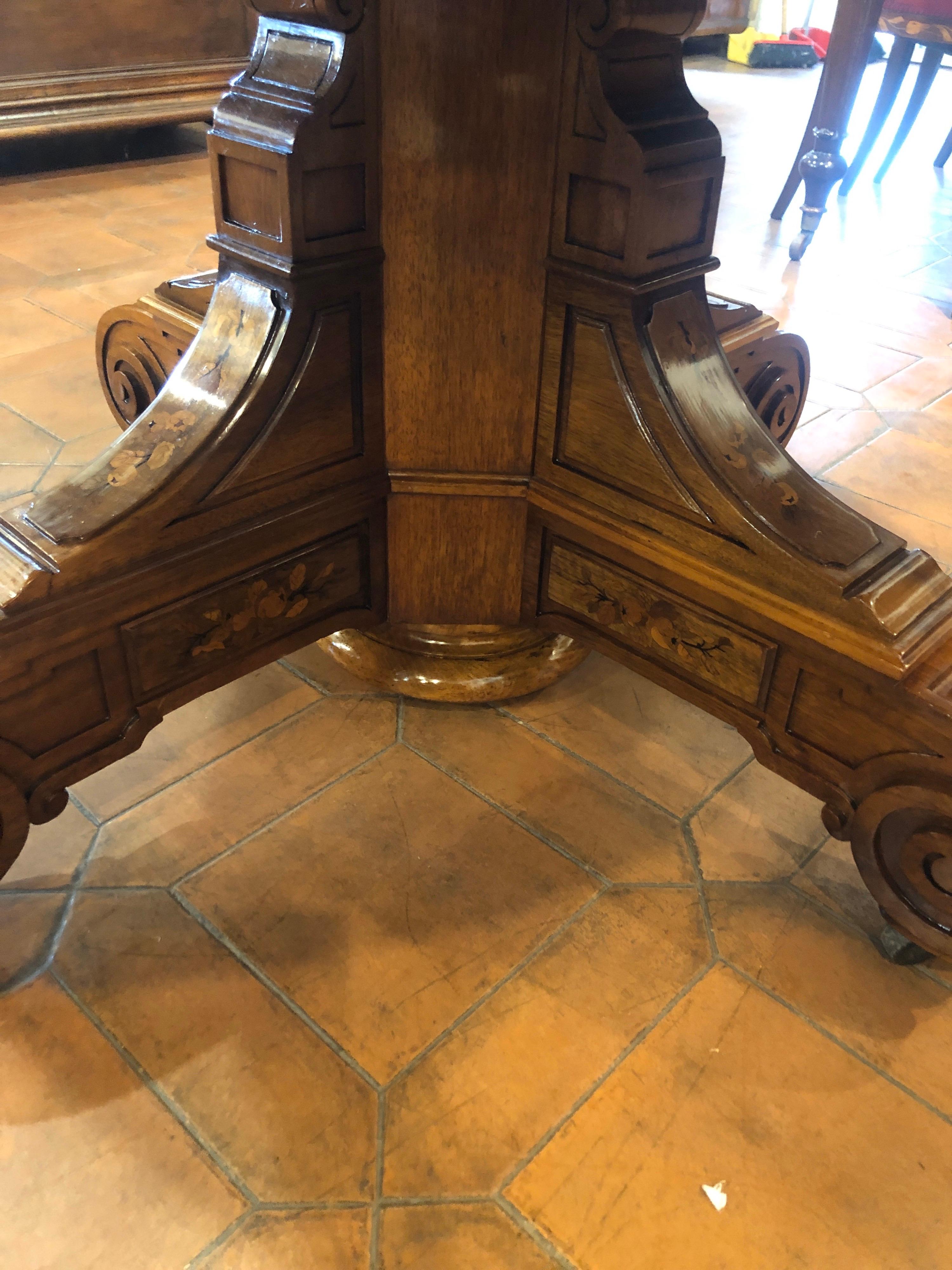 19th Century Wood Louis Philippe Walnut Inlaid Table, 1840s 4