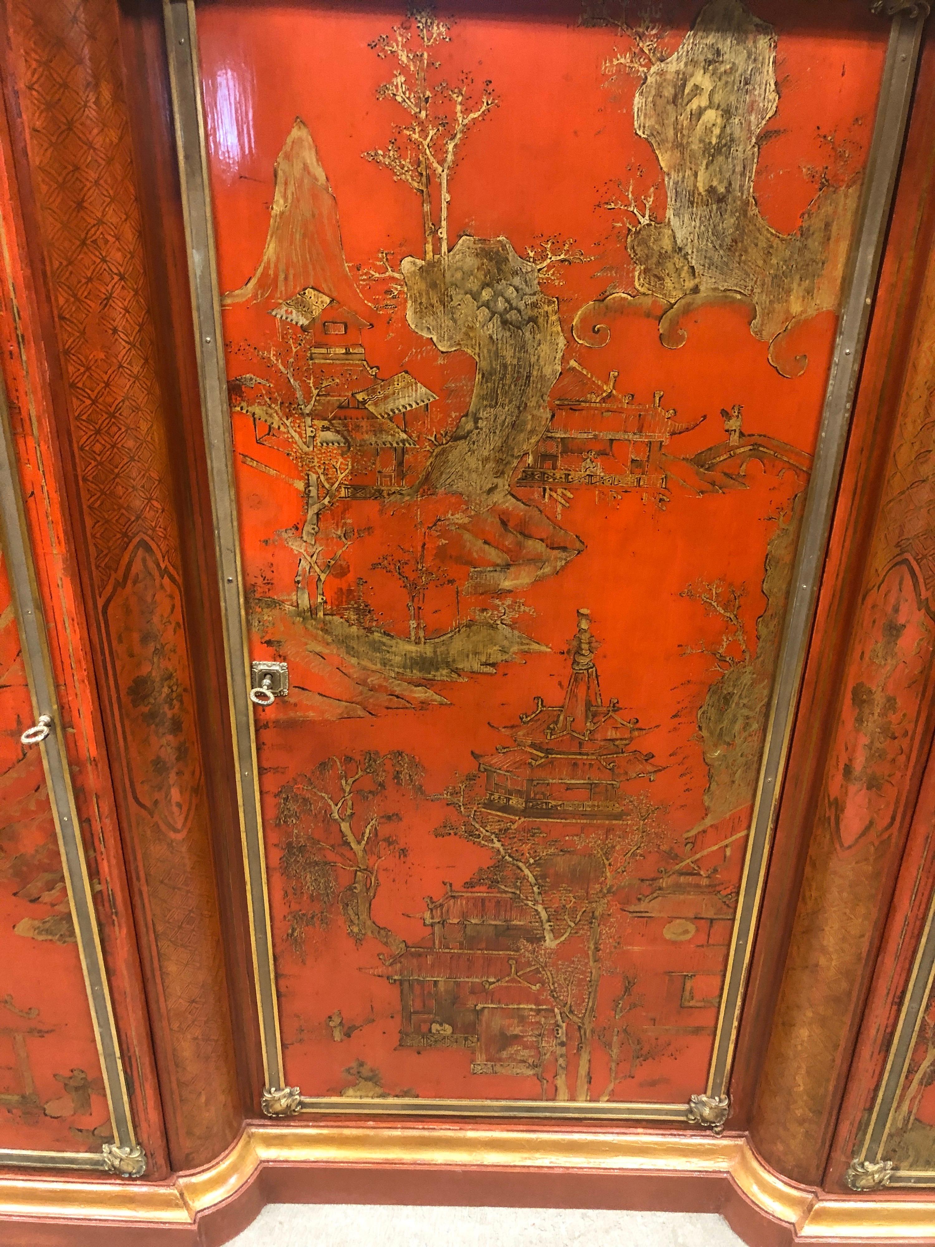 French 19th Century Wood Painted Gold Napoleon III Chinoiserie with Marble, 1860s