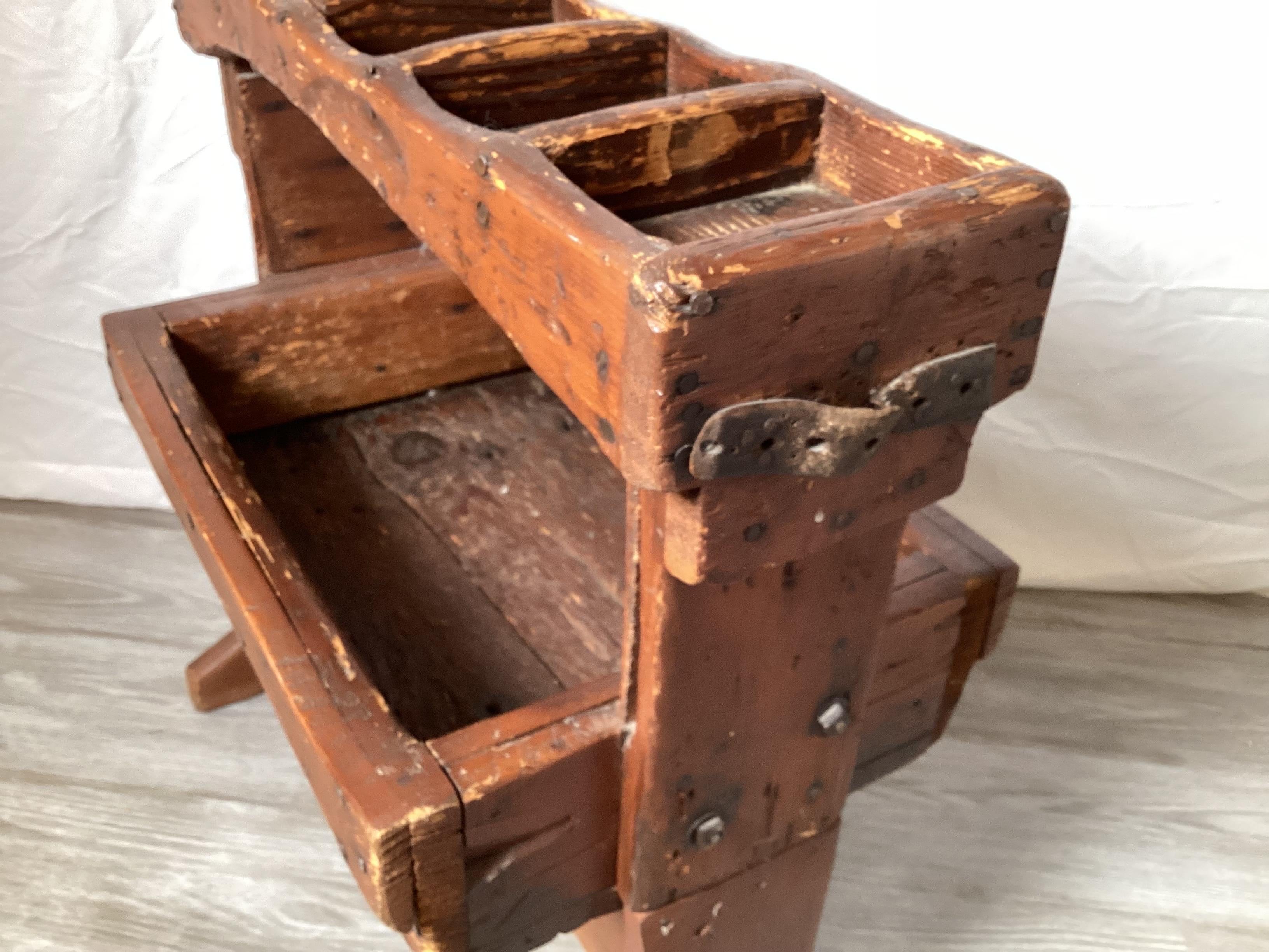 19th Century Wood Cobblers Bench-Rack In Good Condition In Lambertville, NJ