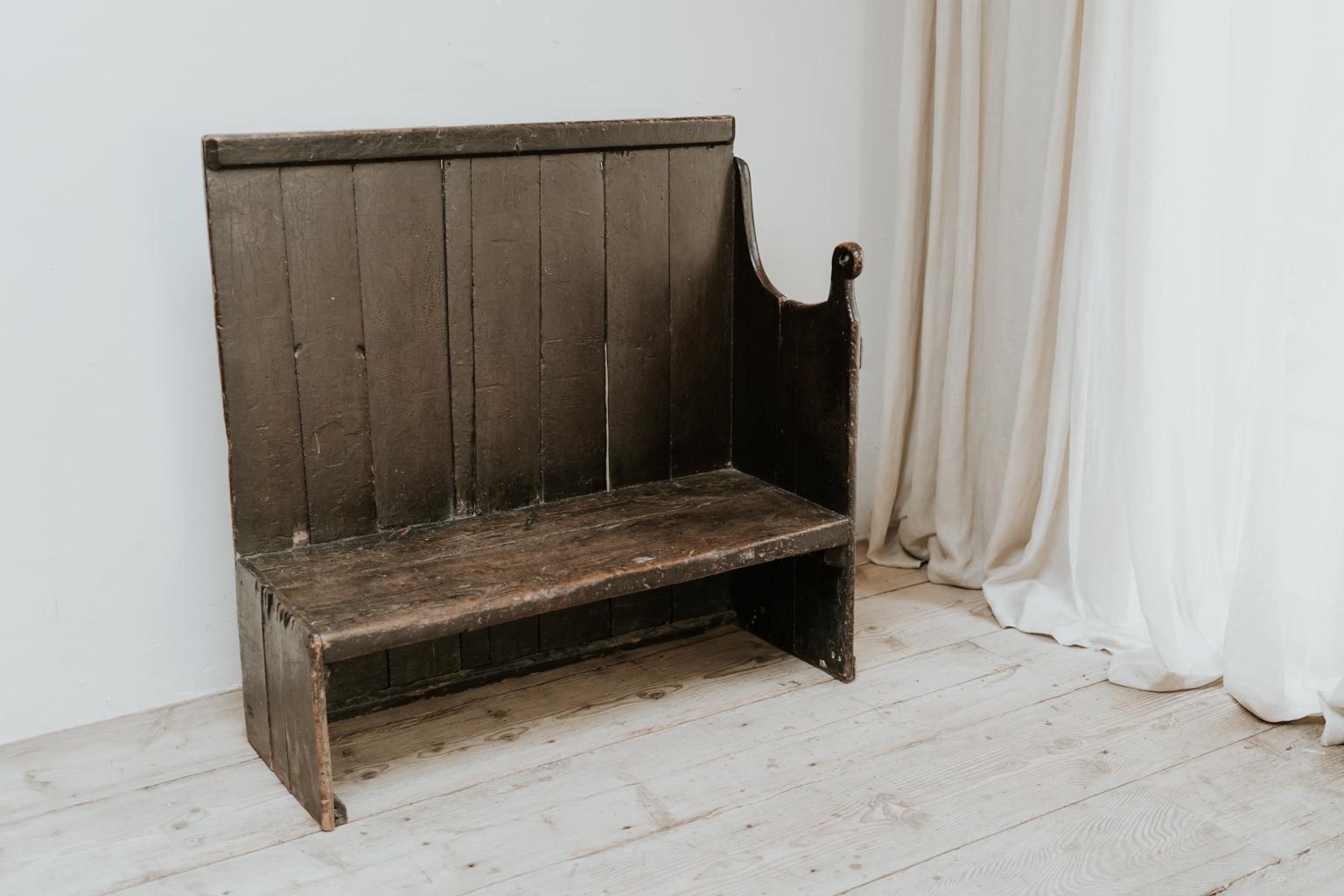 19th Century Wooden Bench, Wales, United Kingdom In Good Condition In Brecht, BE