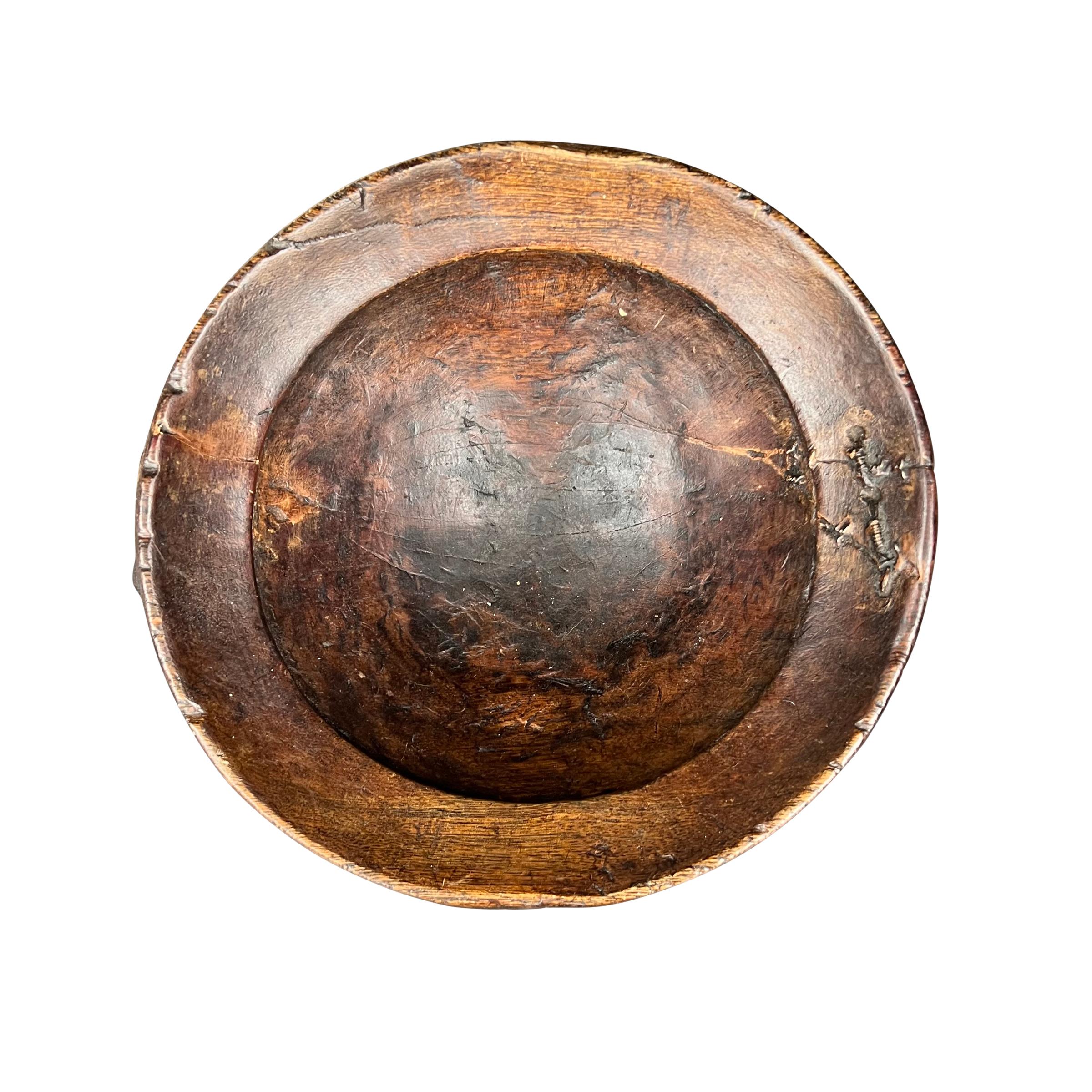 19th Century Wooden Bowl In Good Condition For Sale In Chicago, IL