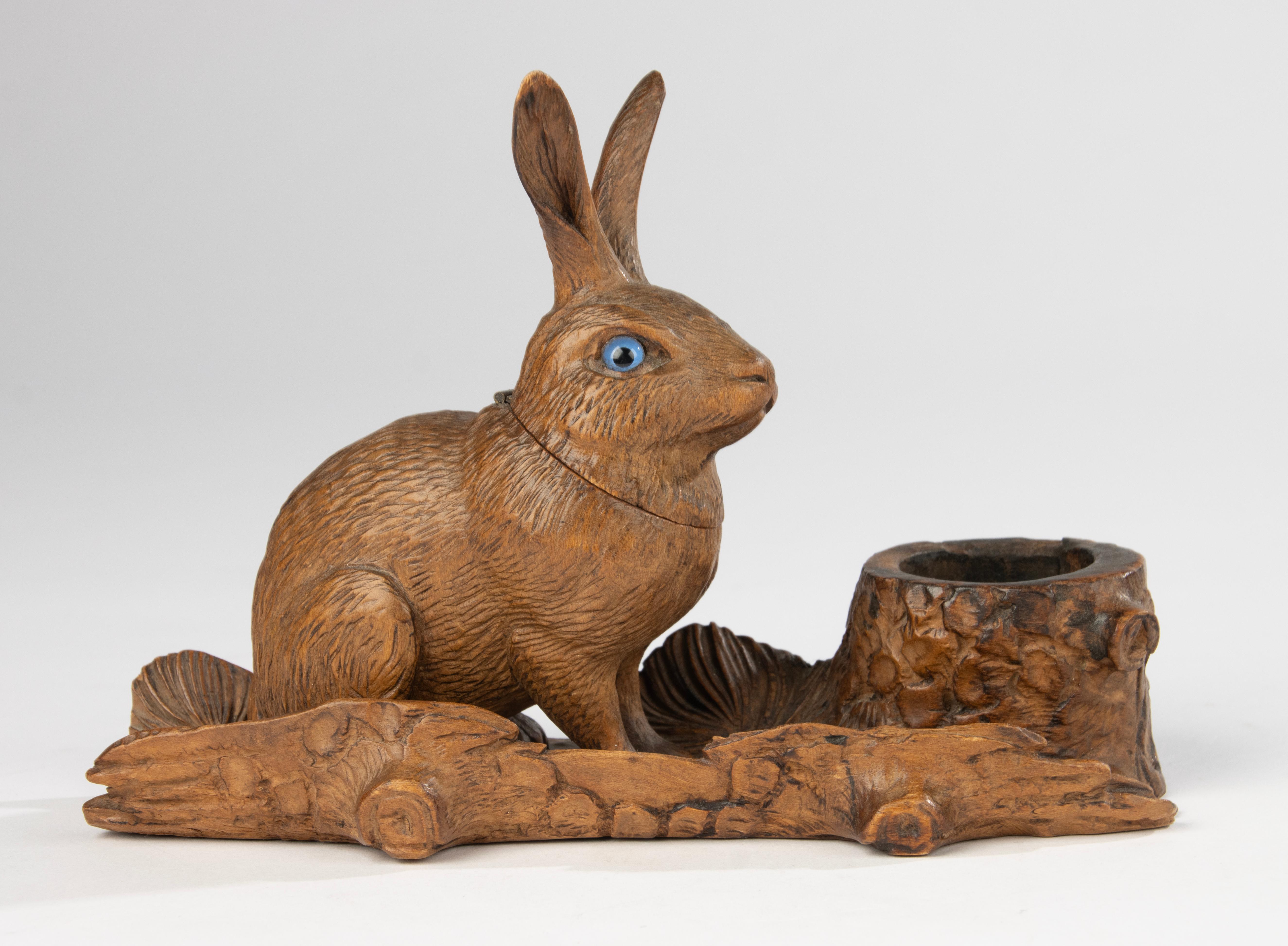 German 19th Century Wooden Carved Rabbit Sculpture - Black Forest - Inkwell For Sale