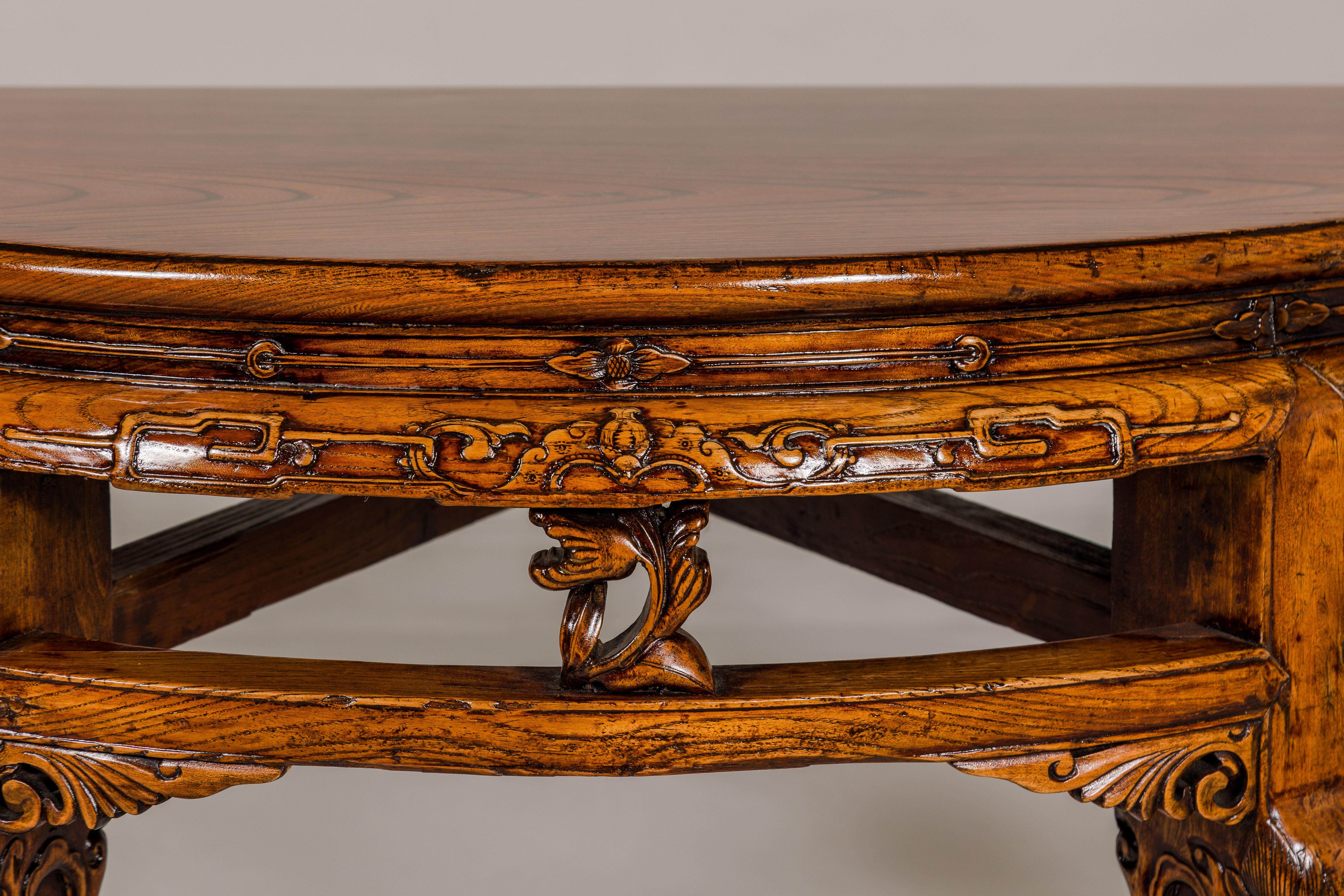 Holz-Demilune-Tisch aus dem 19. Jahrhundert mit geschnitzten mythischen Kreationen (Geschnitzt) im Angebot