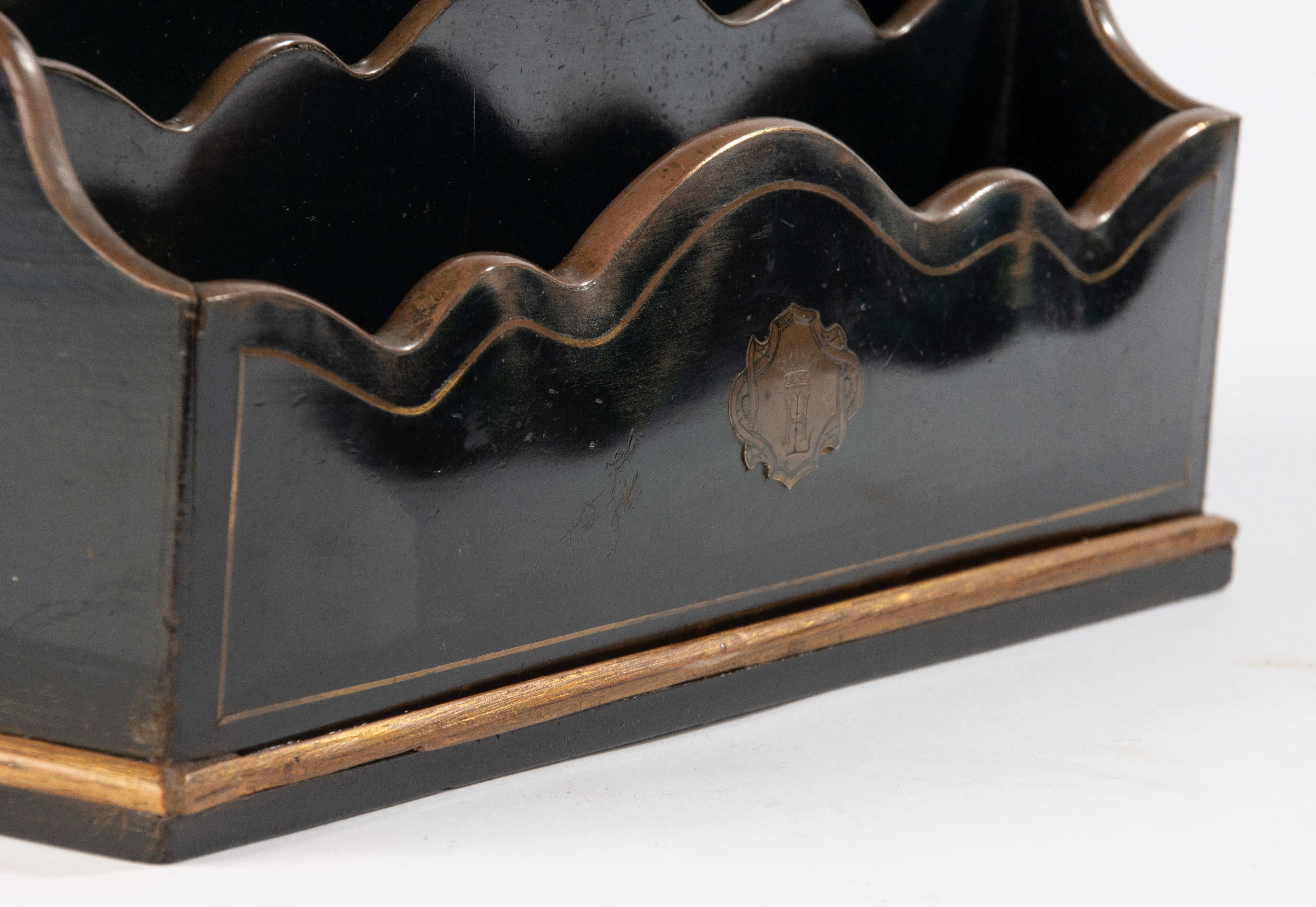 19th Century Wooden Letter Rack - Napoleon III For Sale 3