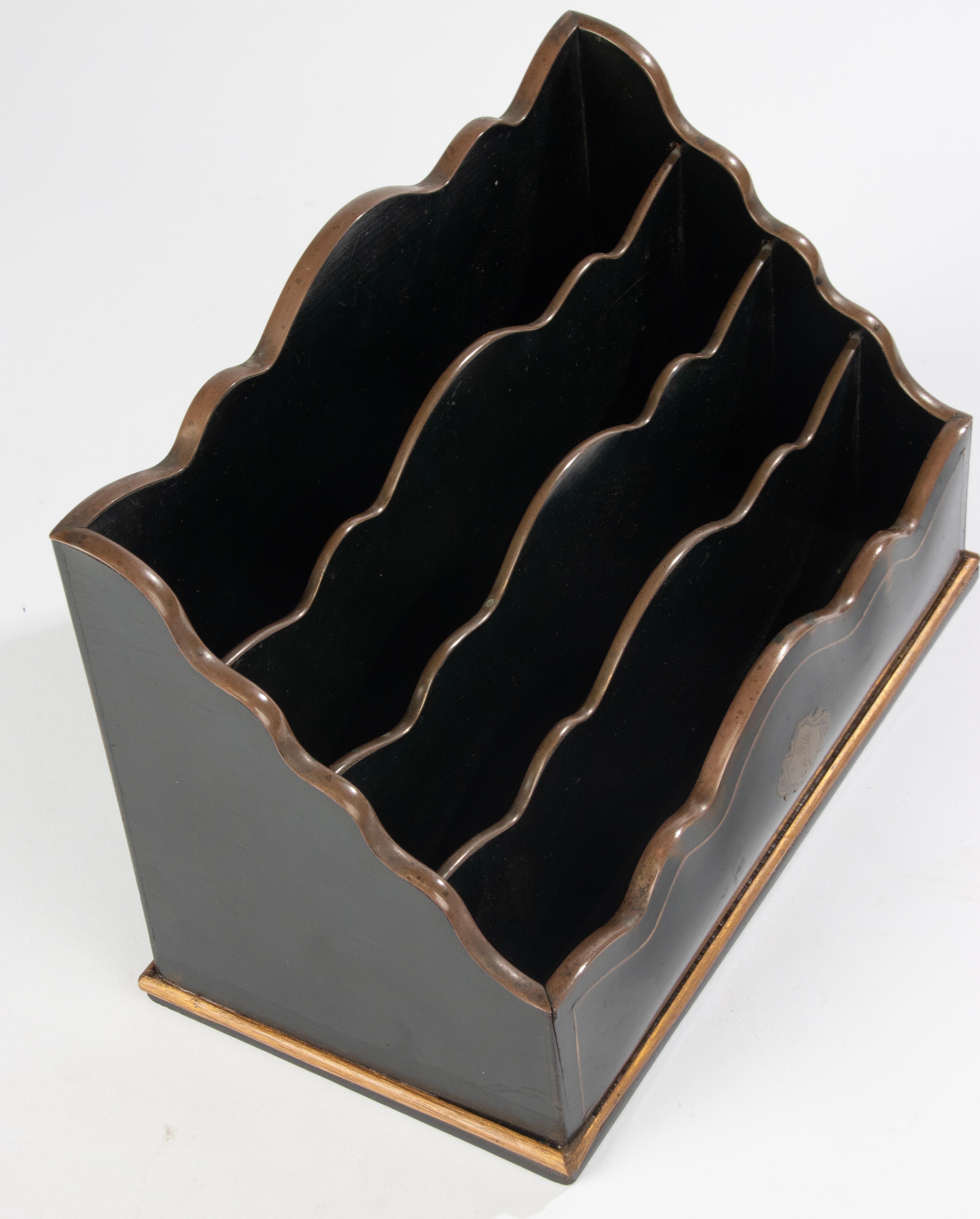 19th Century Wooden Letter Rack - Napoleon III For Sale 9