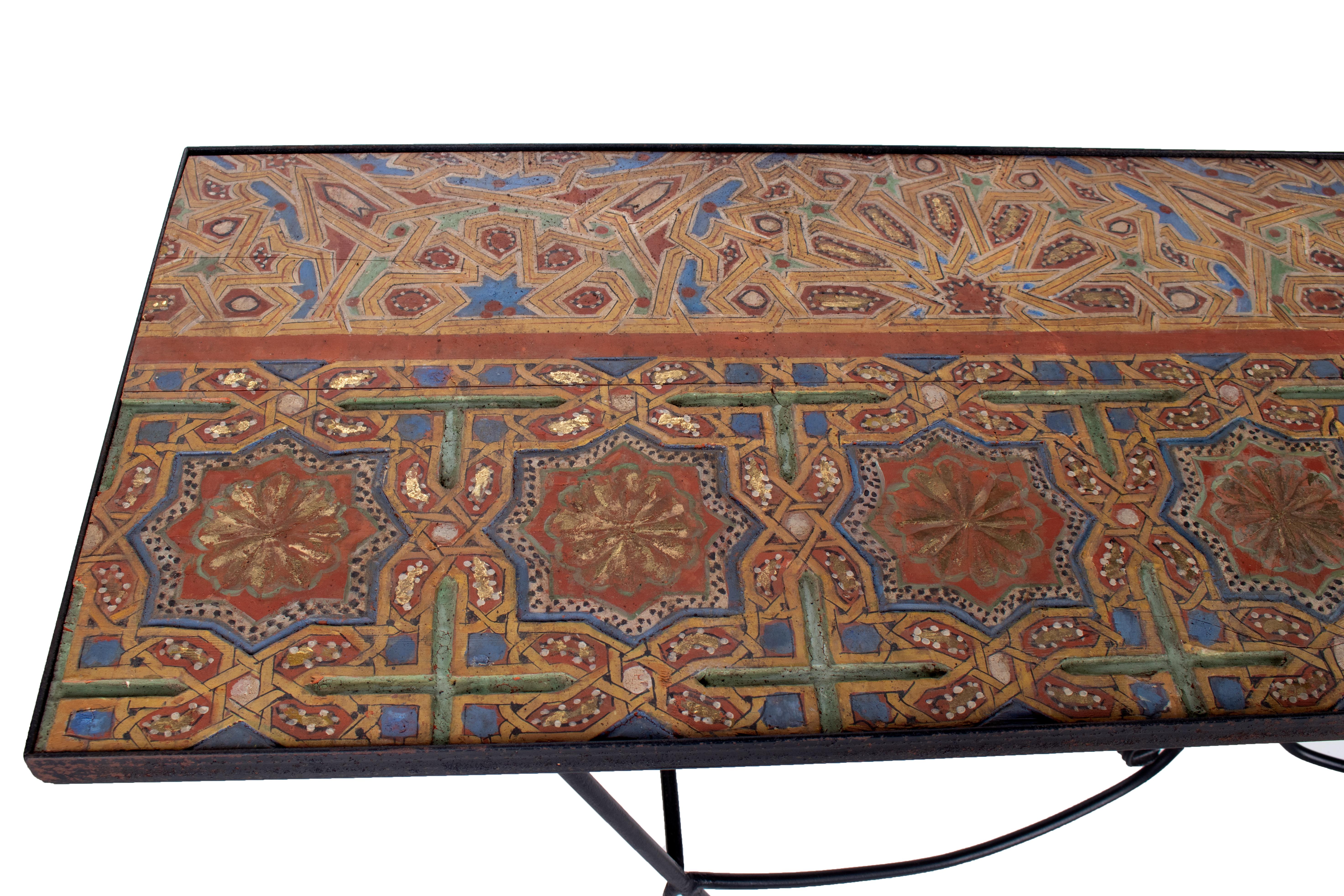 19th Century Wooden Orientalist Painted Relief Console Table with Iron Base In Good Condition For Sale In Marbella, ES