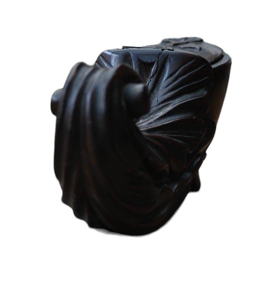 Hand-Carved 19th century Wooden shoe Snuff Box, treen For Sale