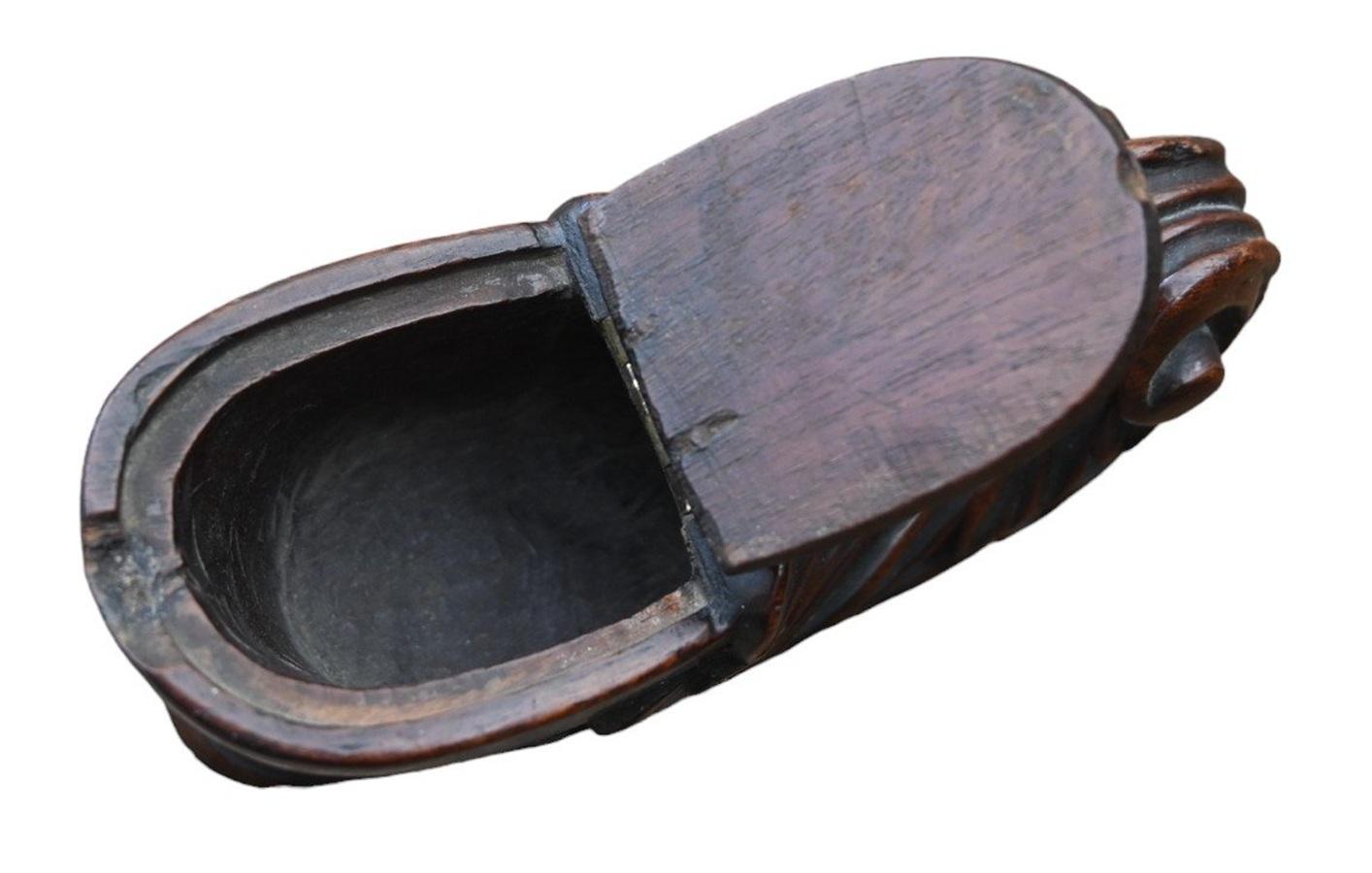 19th Century 19th century Wooden shoe Snuff Box, treen For Sale