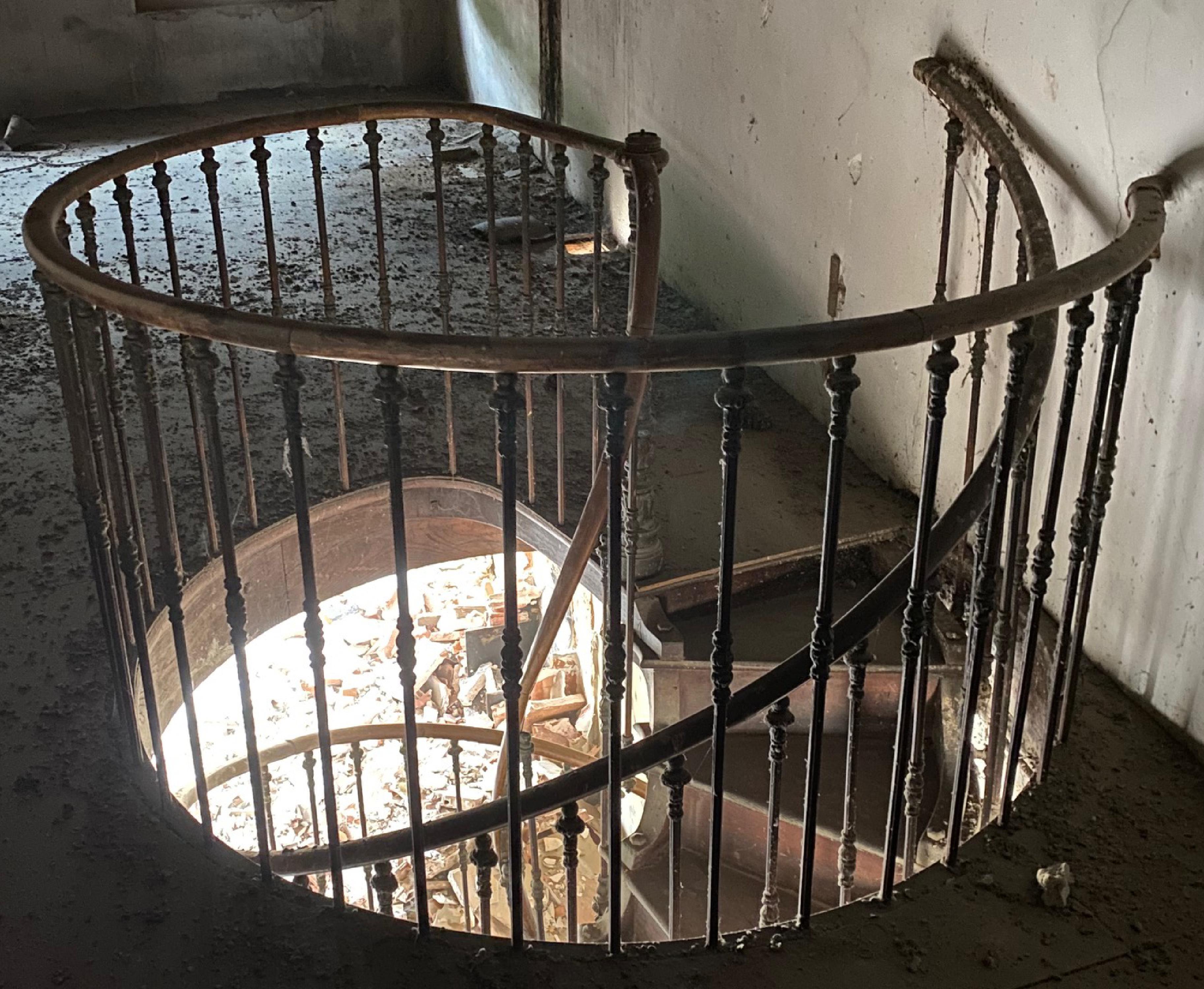 circular stairs for sale