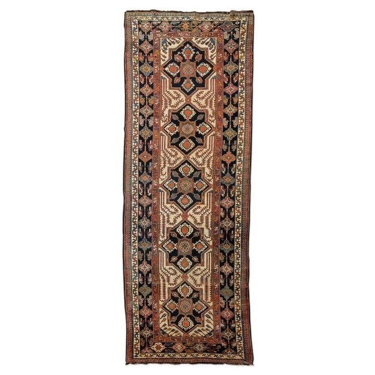 Hand-Knotted 19th Century Wool Classical Rug Central Diamond Medallion Design For Sale