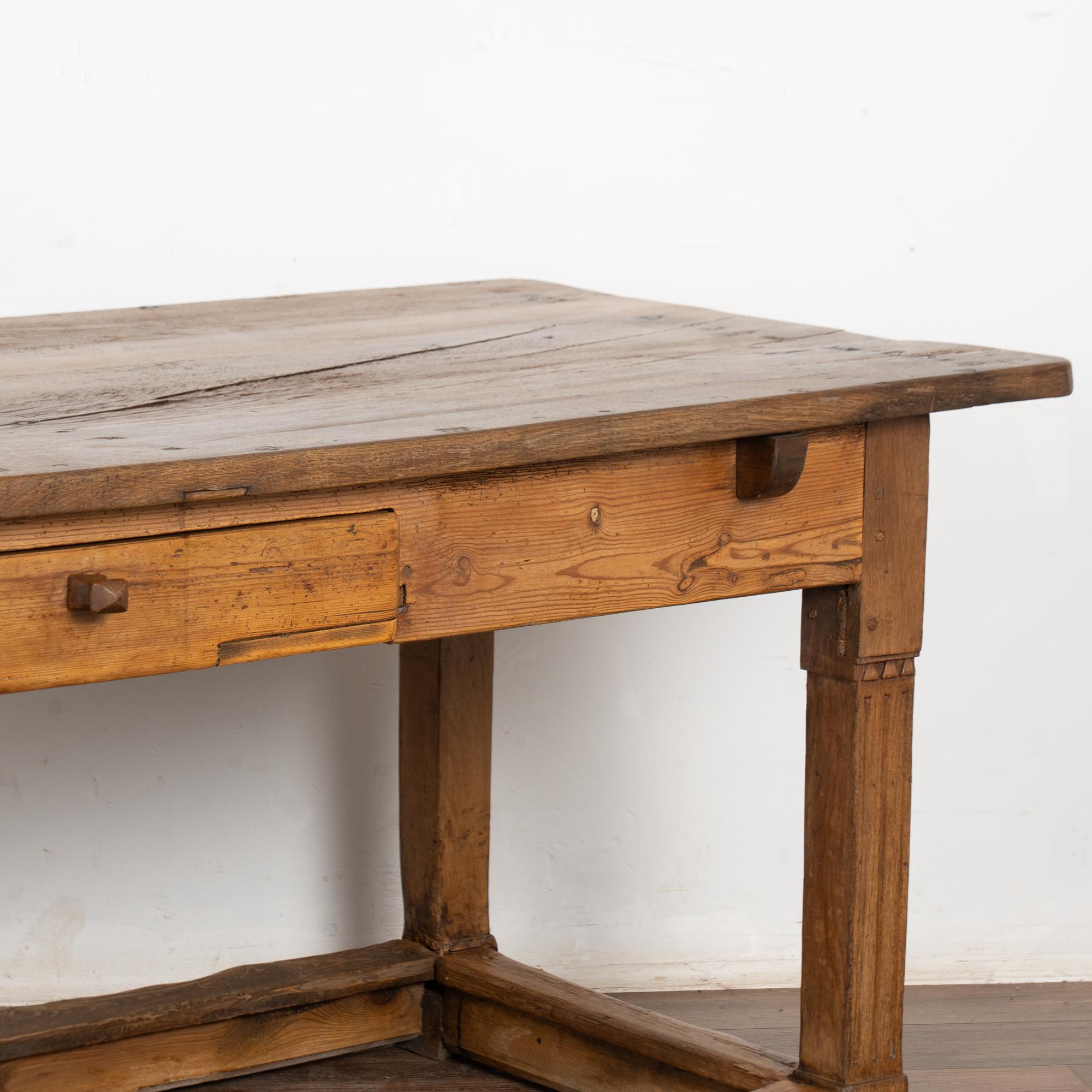 Console de table de travail du Danemark du 19e siècle en vente 4