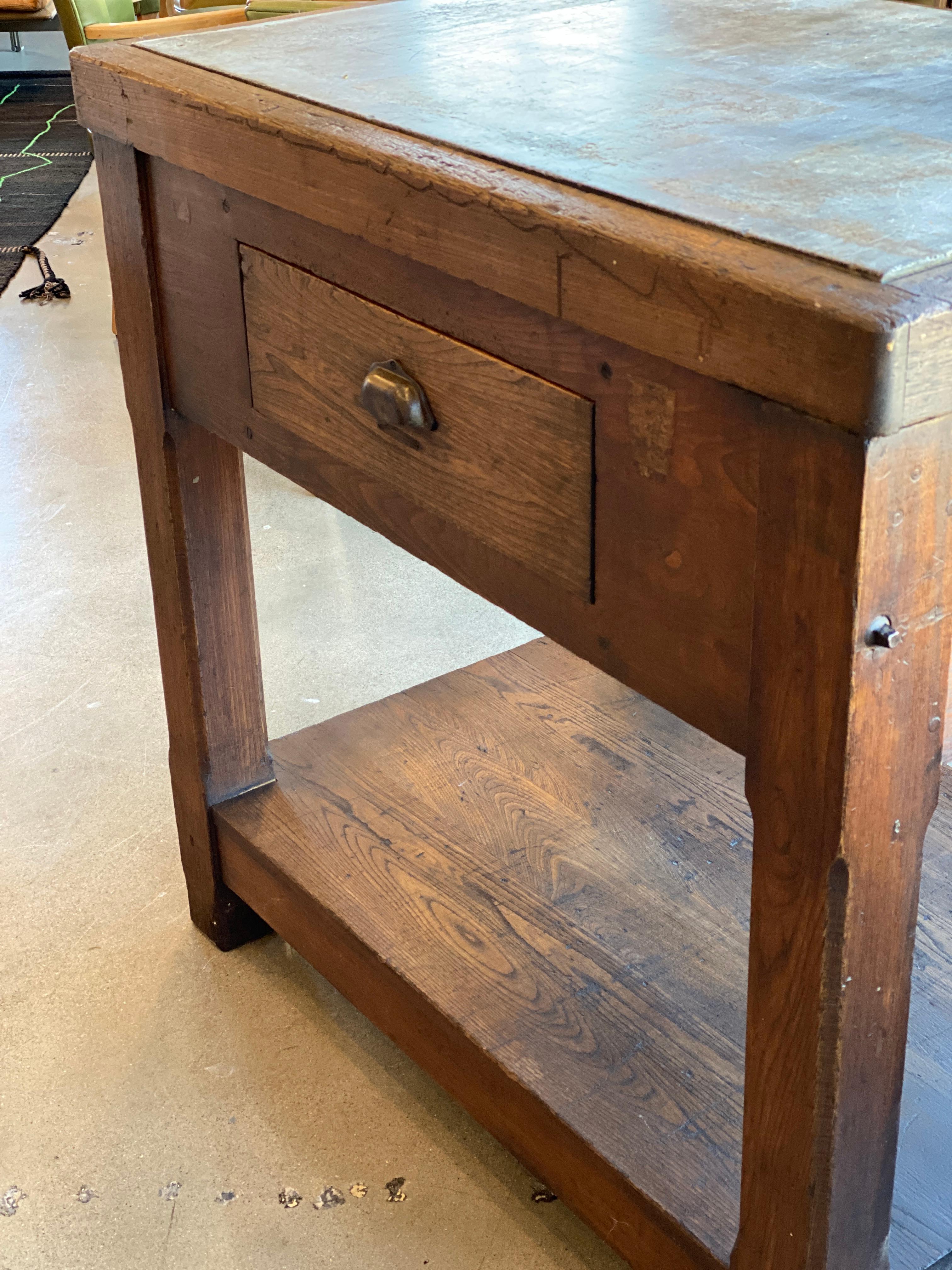 19th Century Work Table in Oak and Soapstone 6