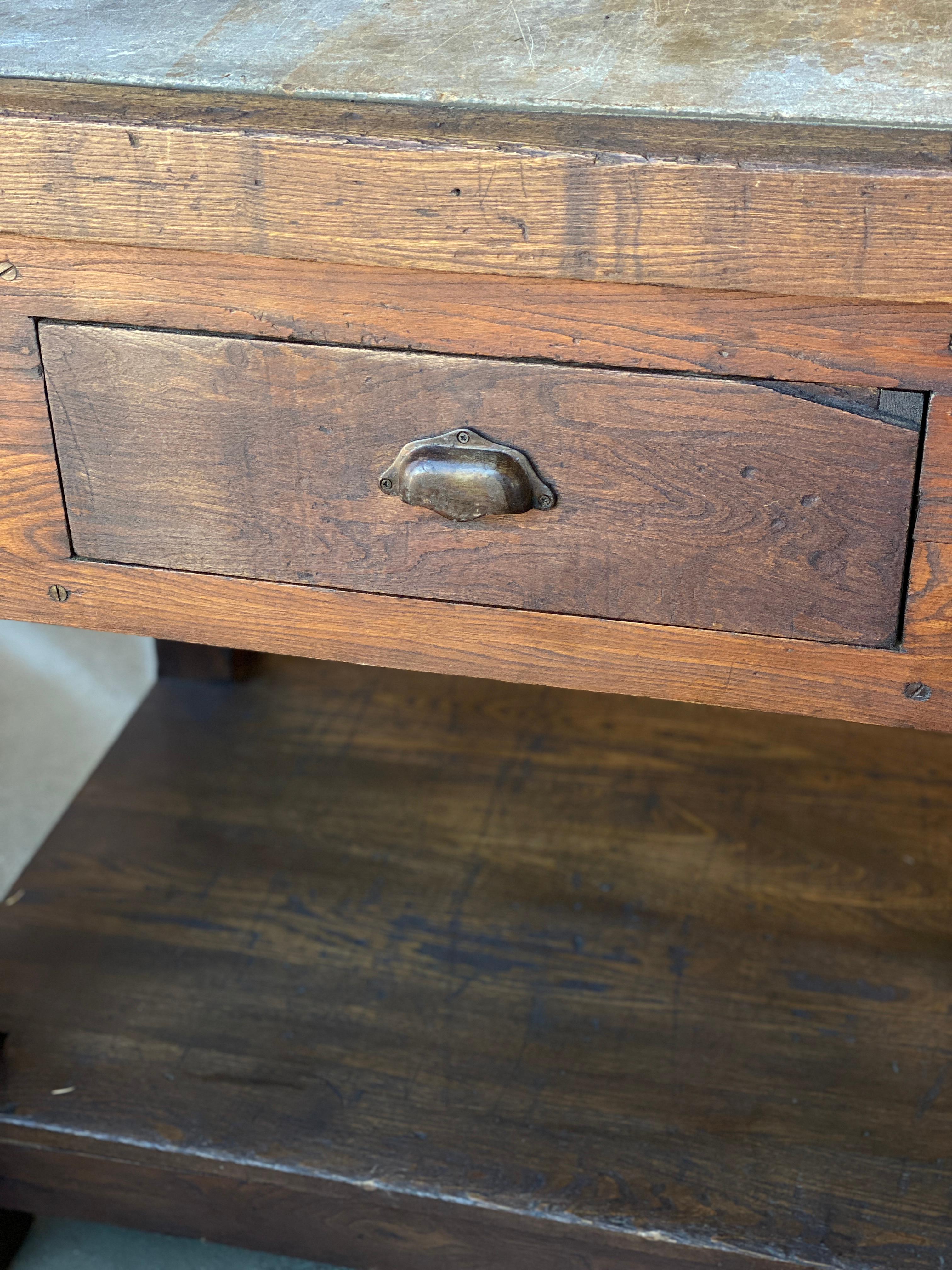 19th Century Work Table in Oak and Soapstone In Good Condition In Austin, TX