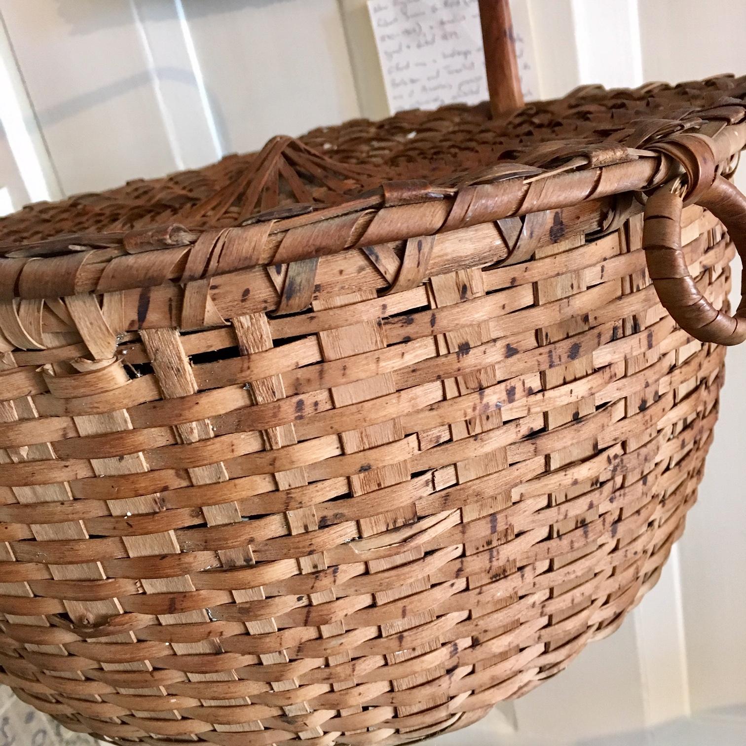 19th Century Woven Splint Feather Gathering Basket In Good Condition In Nantucket, MA