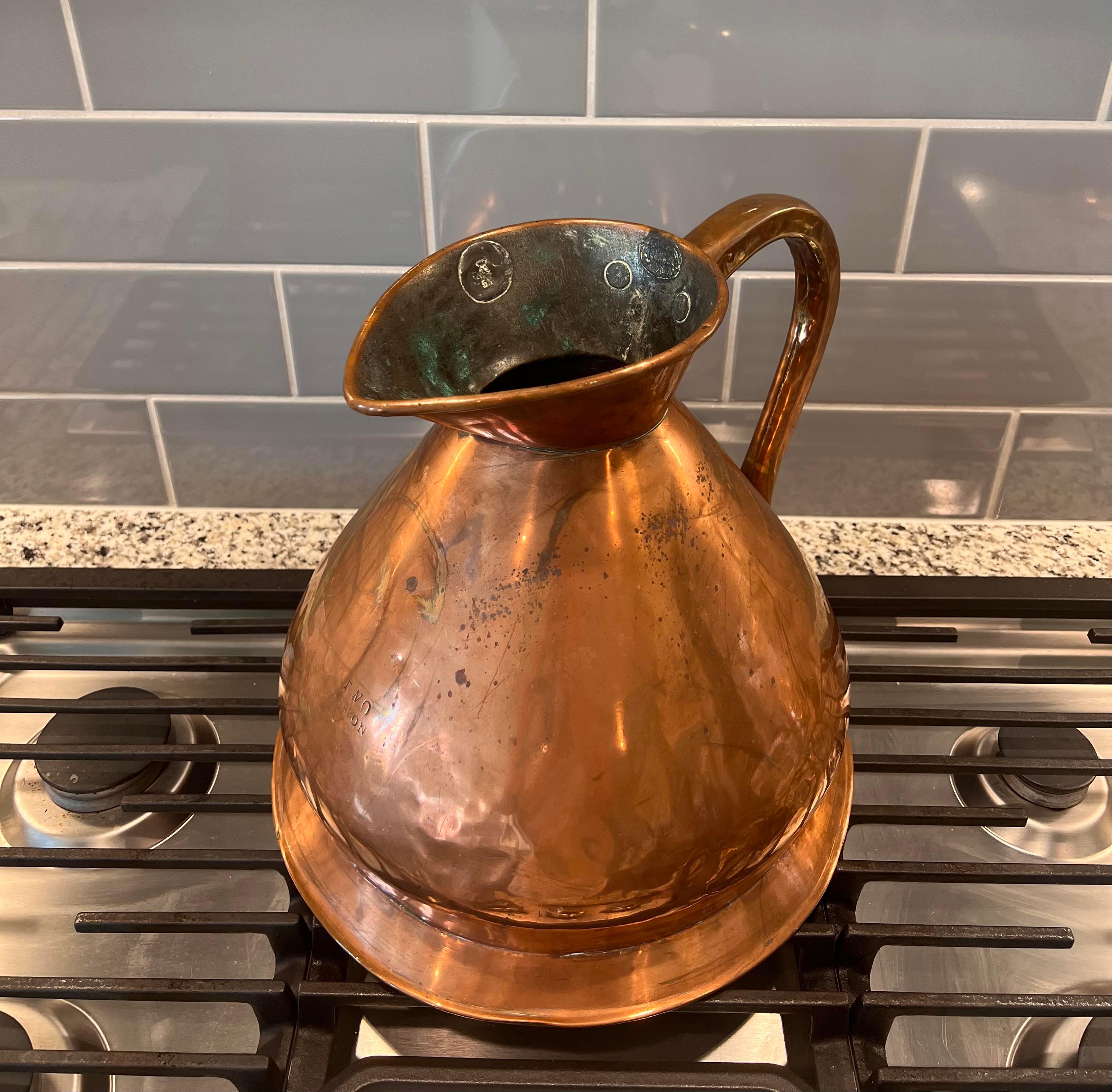 19th Century WR Loftus London English Tavern Two Gallon Copper Measure For Sale 5