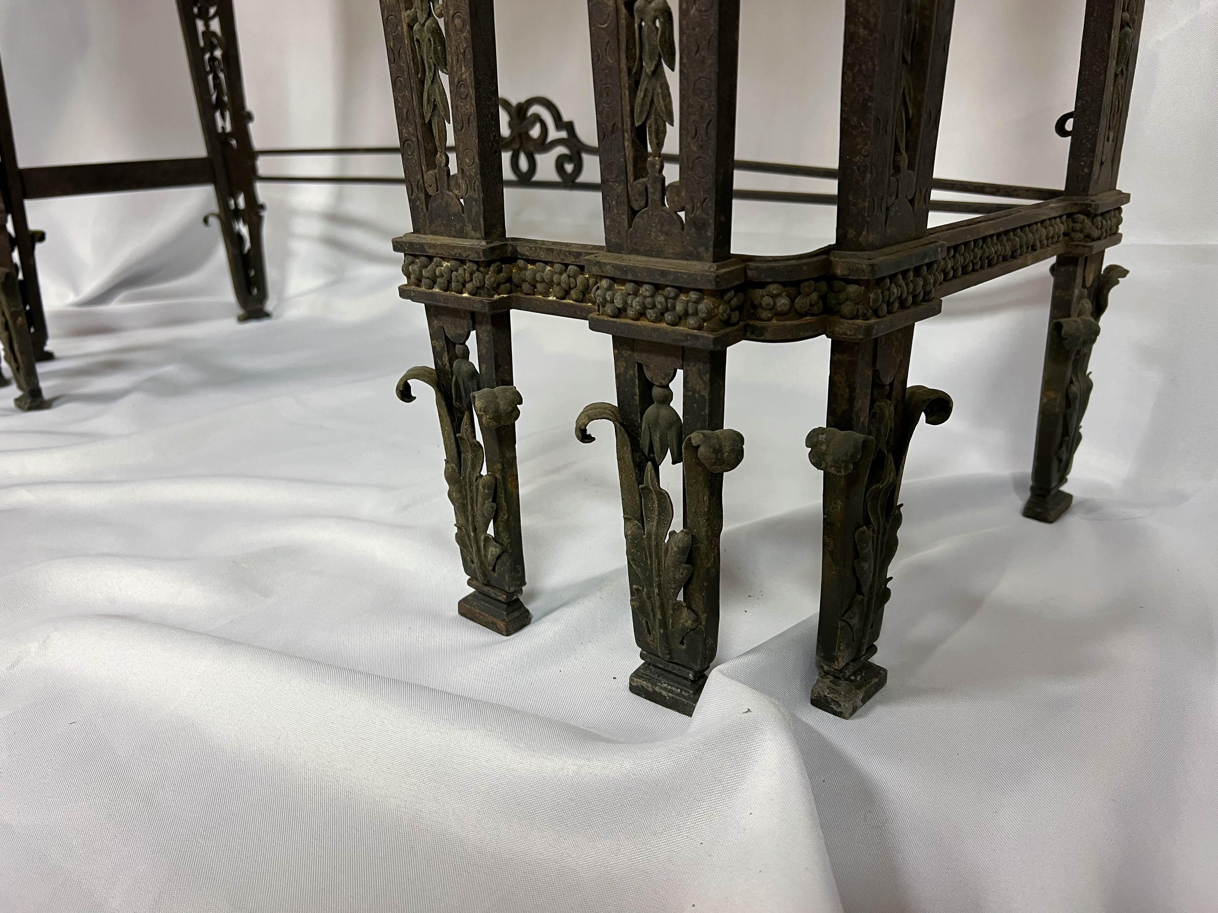 Table console en fer forgé du 19ème siècle en vente 12