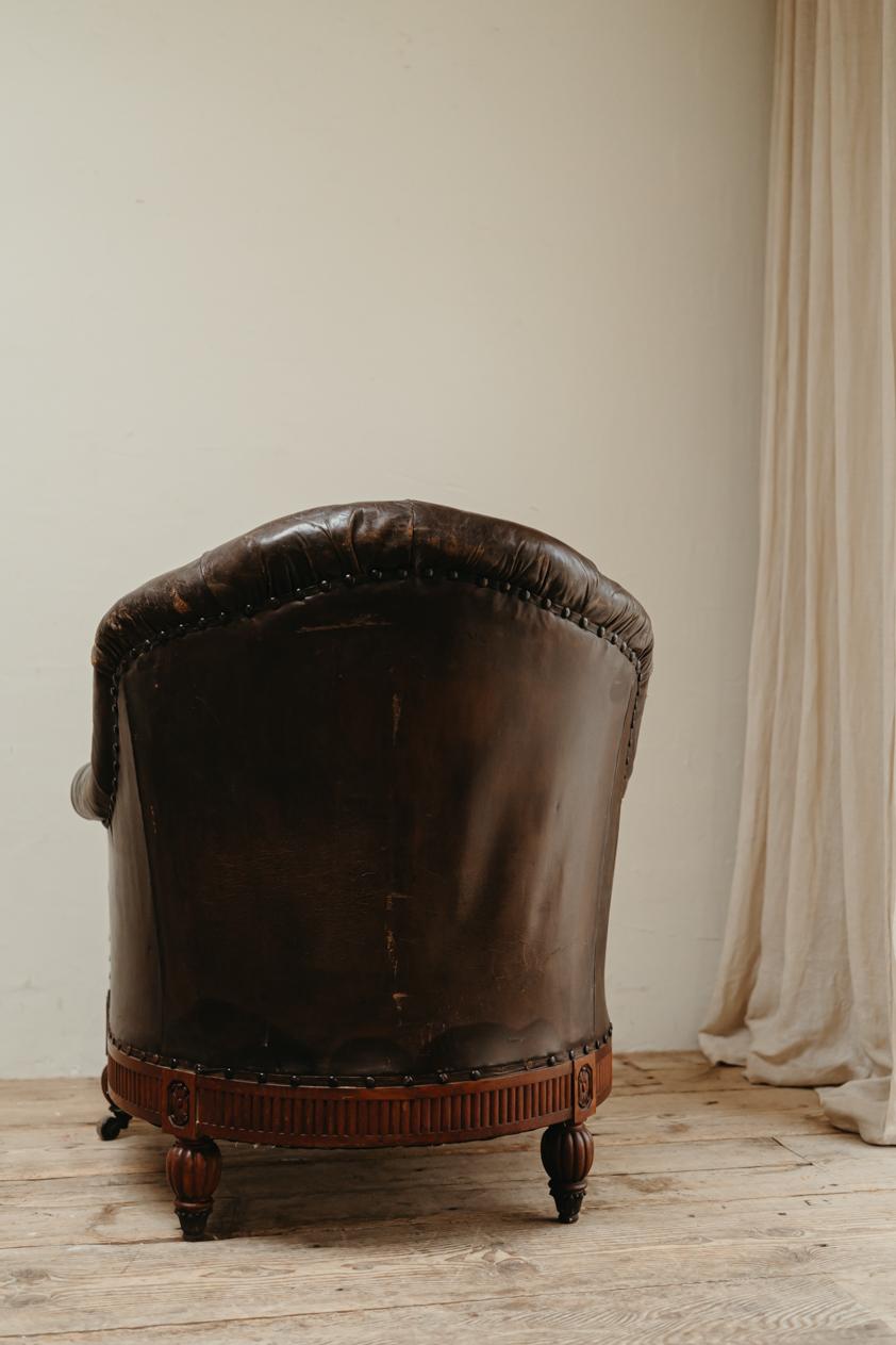 19th Century XL Leather Armchair  For Sale 12
