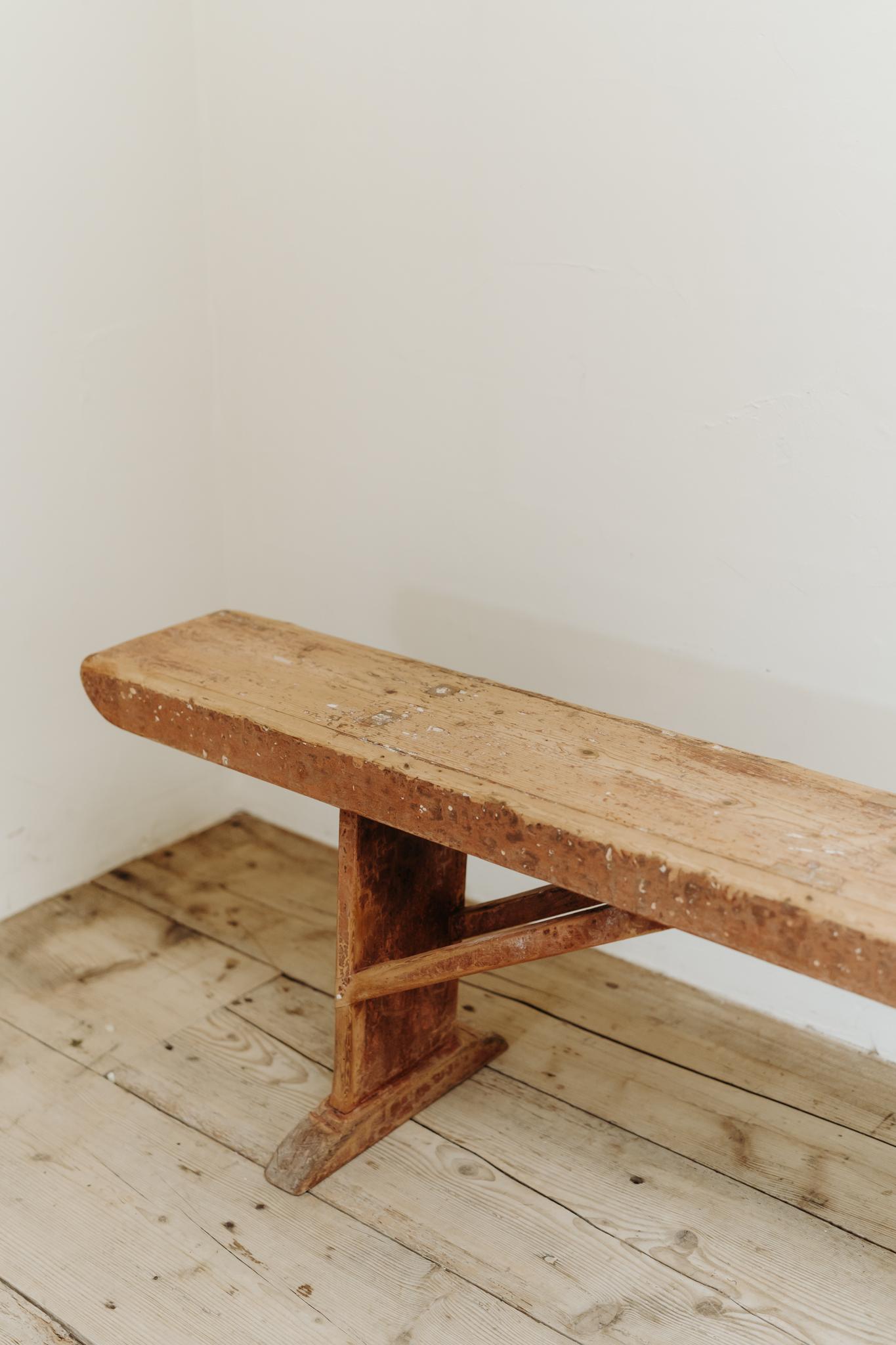 Danois Banc en pin xl du 19e siècle en vente
