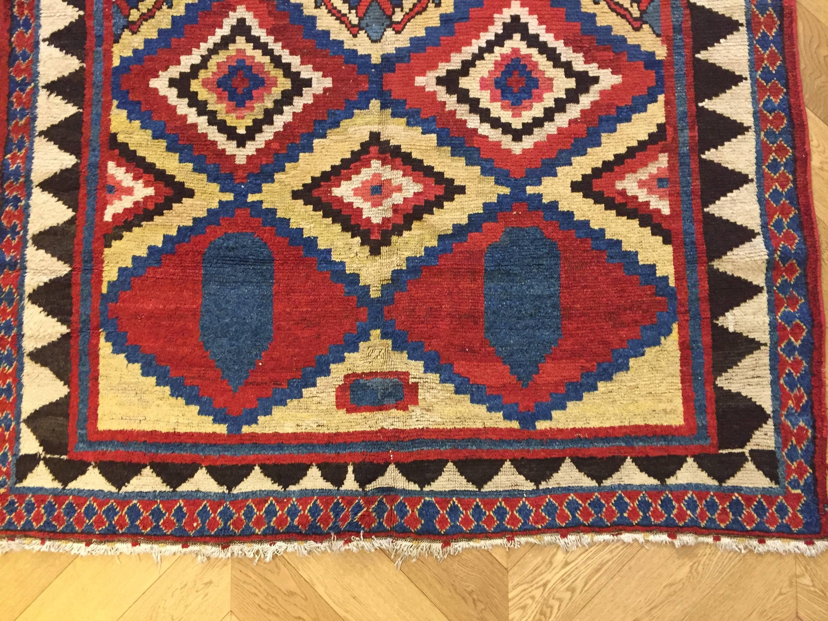 19th Century Yellow and Blu Geometric Wool Hand Knotted Persian Gabbeh Rug, 1870 4