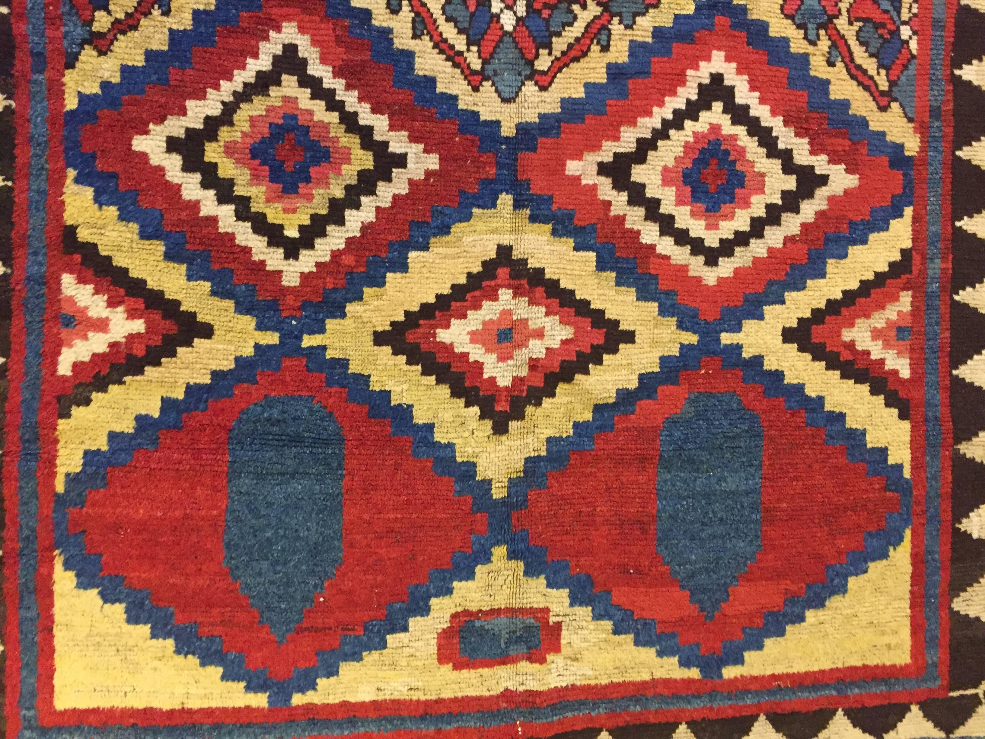 19th Century Yellow and Blu Geometric Wool Hand Knotted Persian Gabbeh Rug, 1870 In Good Condition In Firenze, IT