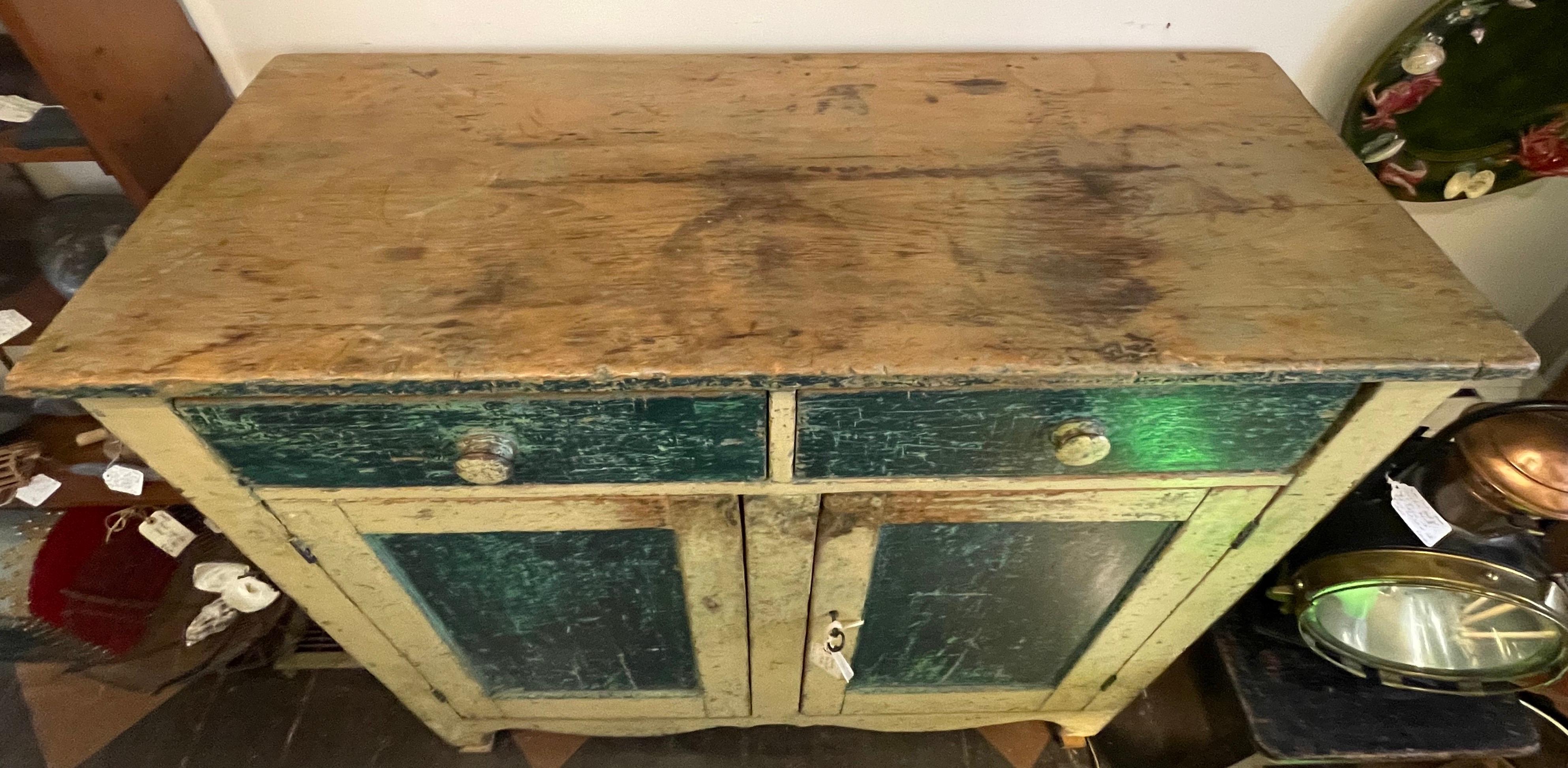 19th Century Yellow and Green Painted Buffet For Sale 3
