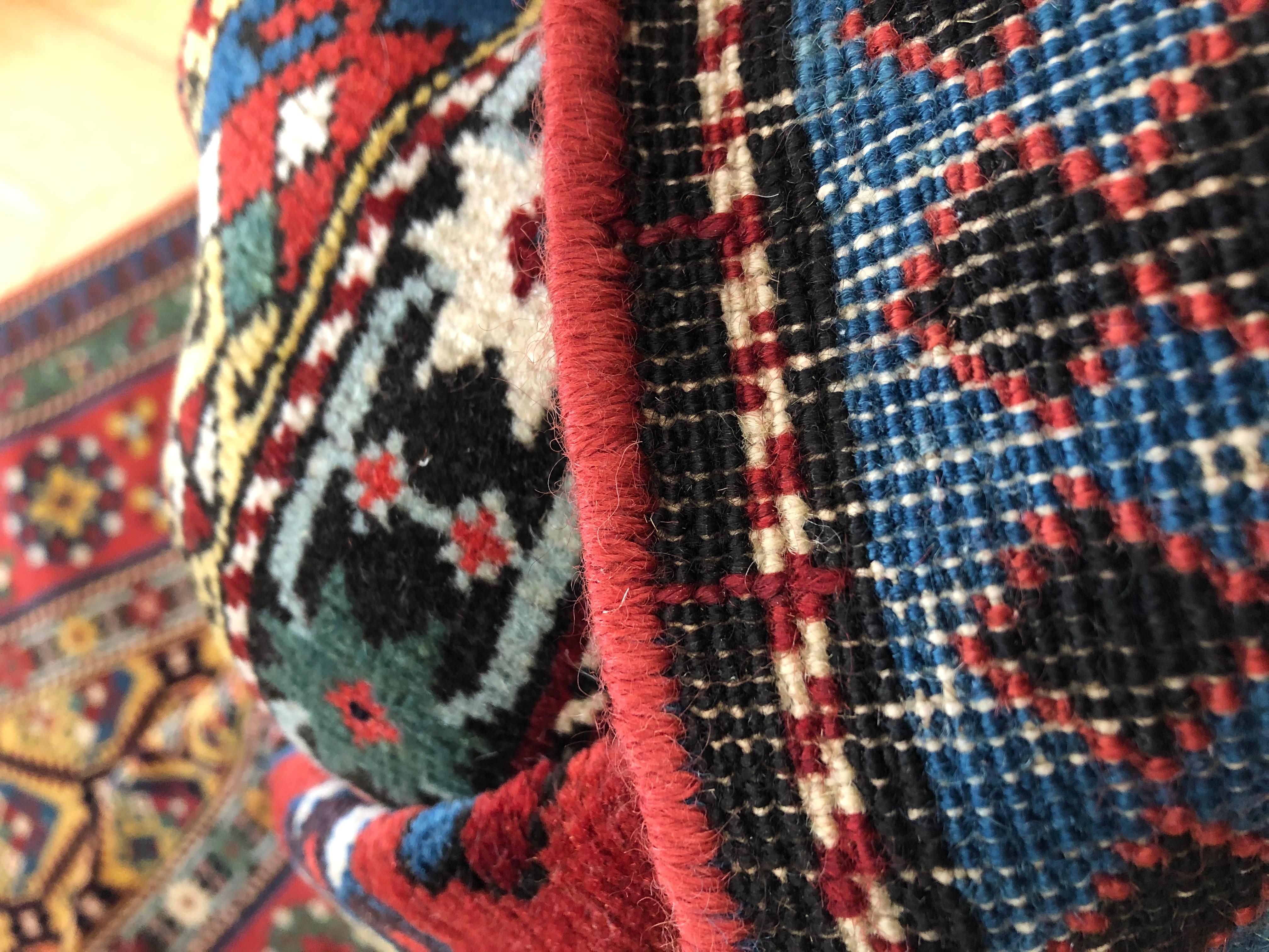 Tapis caucasien talish jaune, vert et rouge du 19ème siècle, 7500 en vente 7
