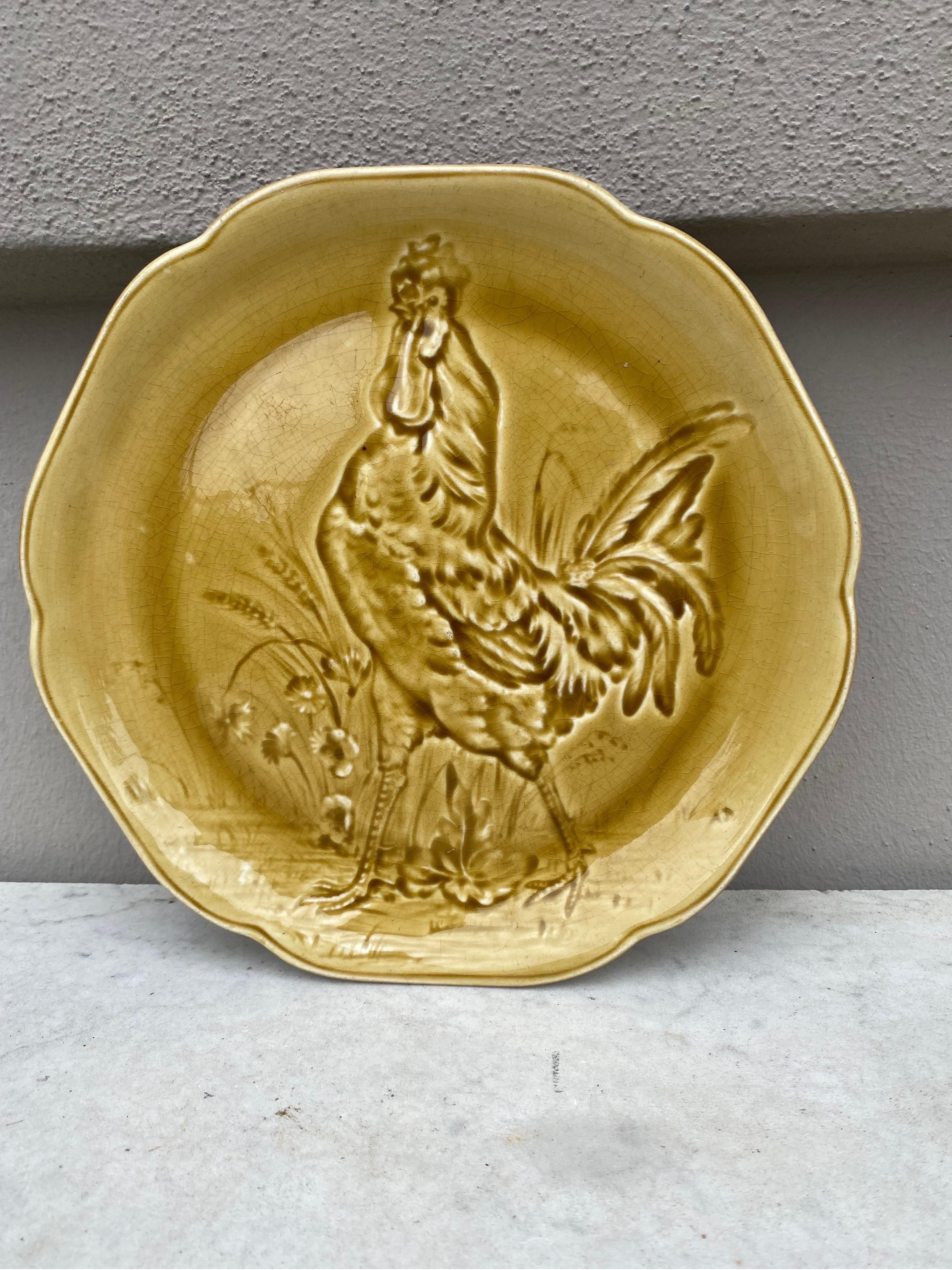 Country 19th Century Yellow Majolica Rooster Plate Choisy Le Roi