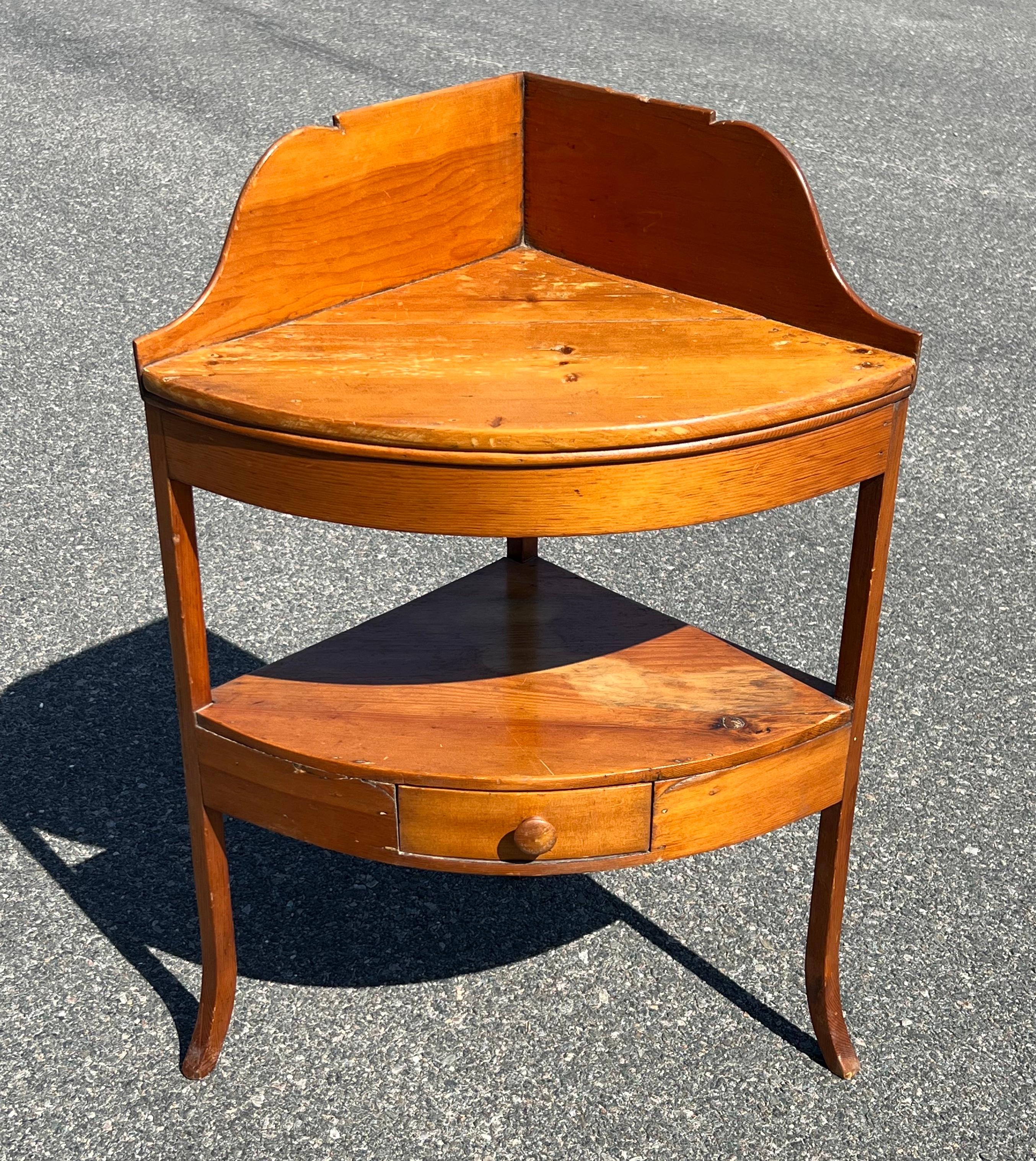 North American 19th Century Yellow Pine Two Tier Corner Washstand For Sale