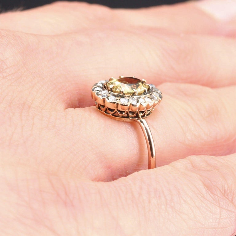 19th Century Yellow Sapphire Diamonds 18 Karat Rose Gold Ring For Sale 4