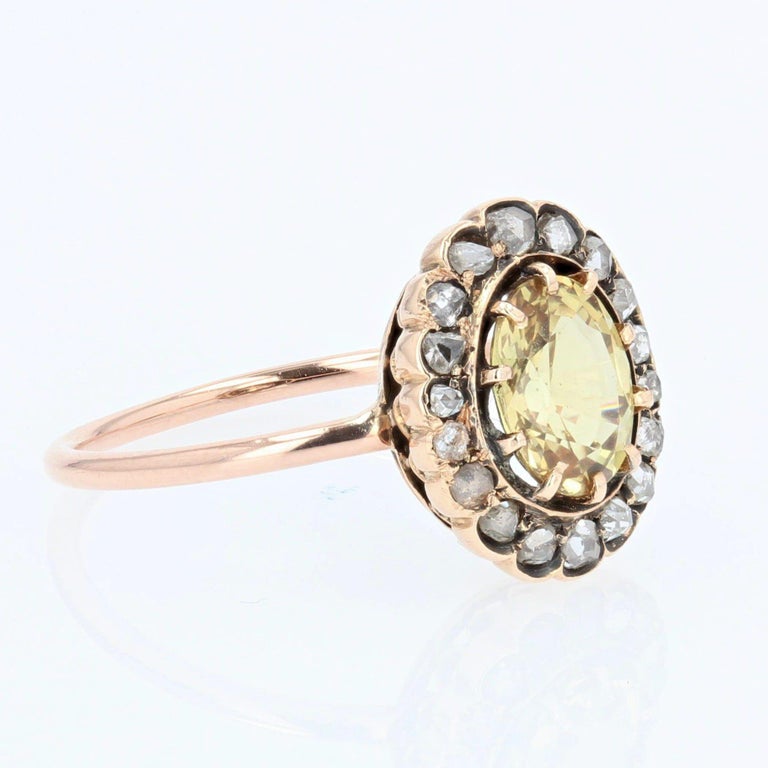 19th Century Yellow Sapphire Diamonds 18 Karat Rose Gold Ring For Sale 2