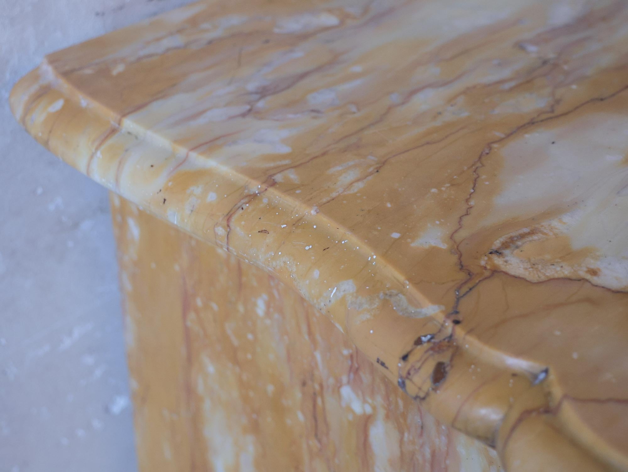 19th-Century yellow Siena marble mantelpiece For Sale 10