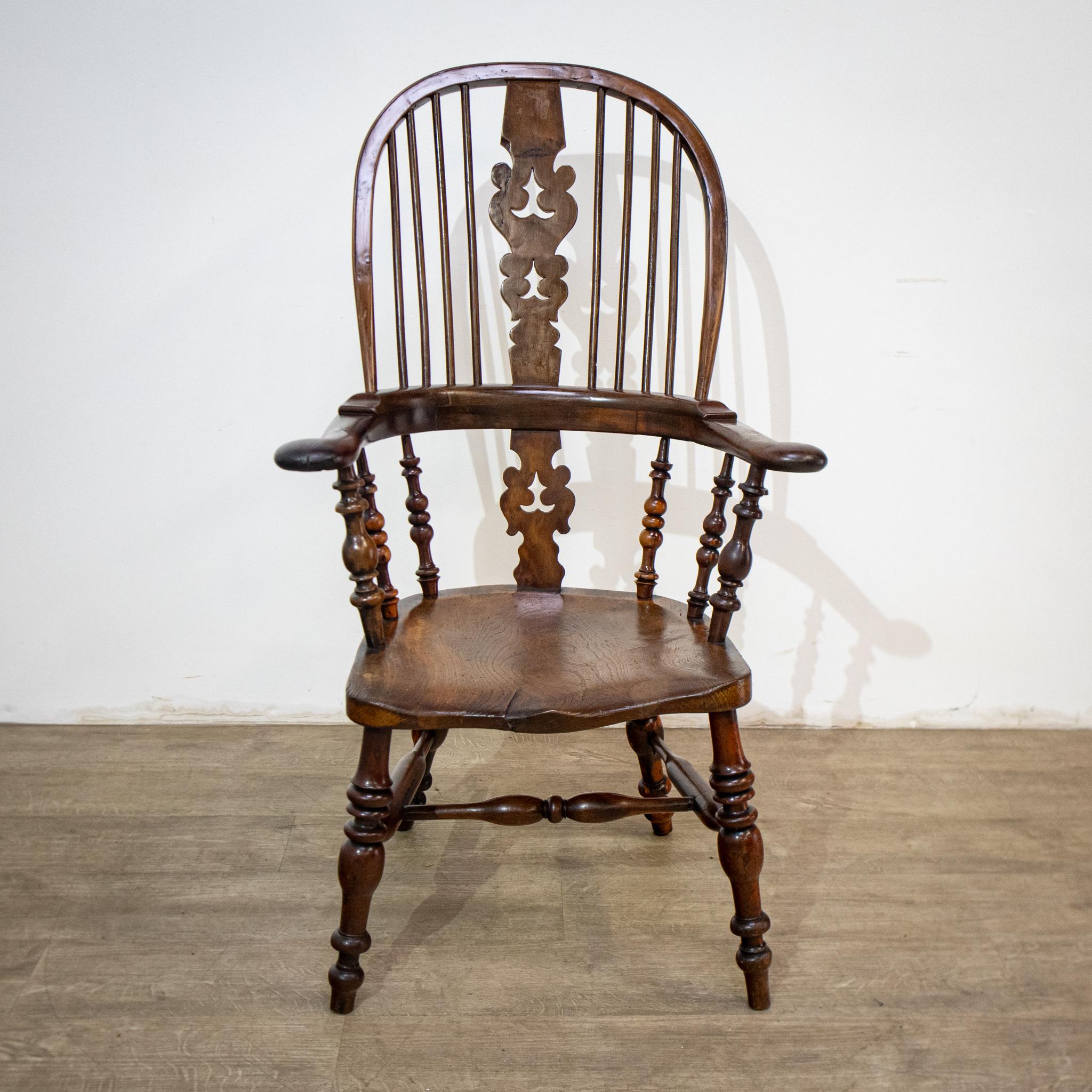 Country 19th Century Yew High Back Windsor Chair For Sale