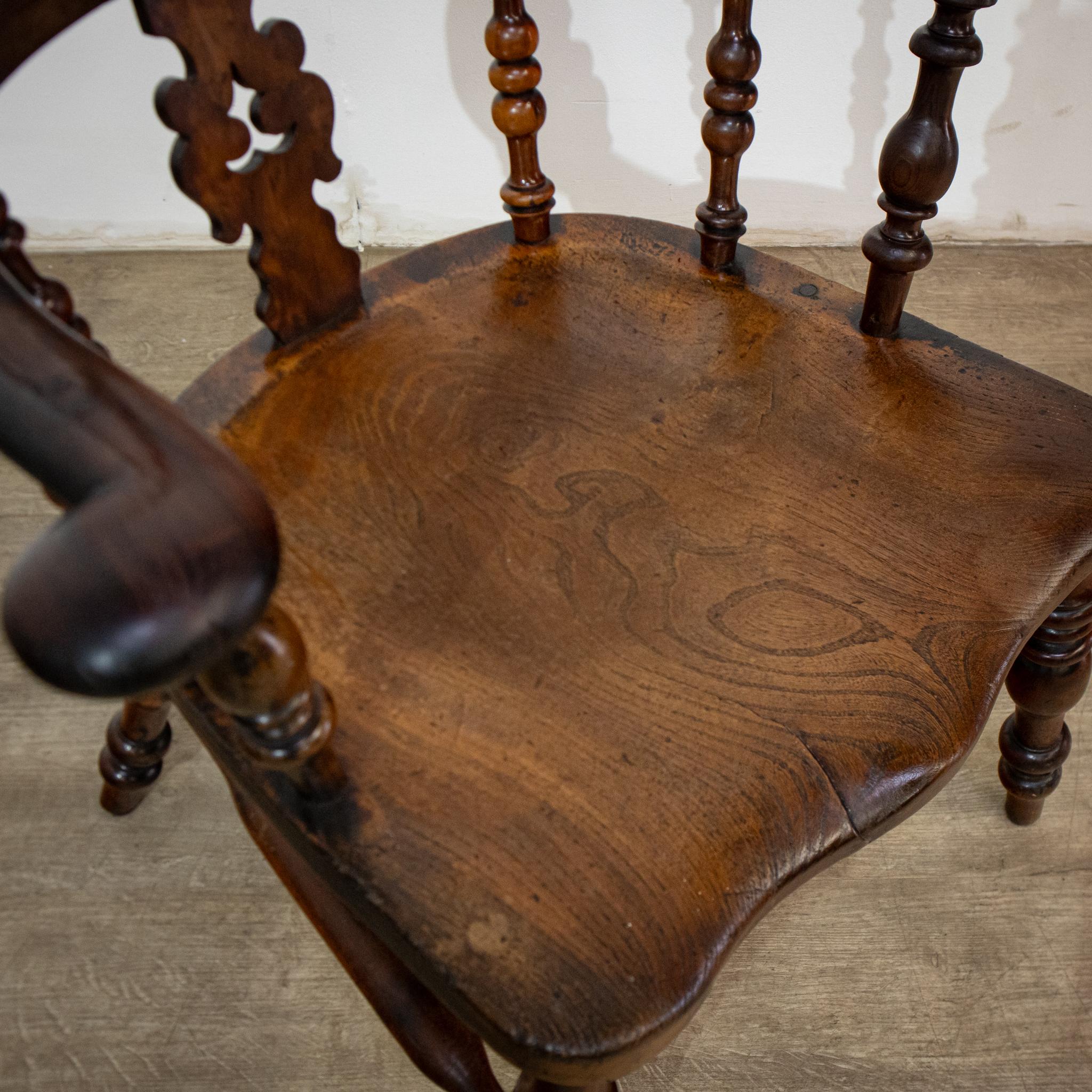 19th Century Yew High Back Windsor Chair For Sale 1