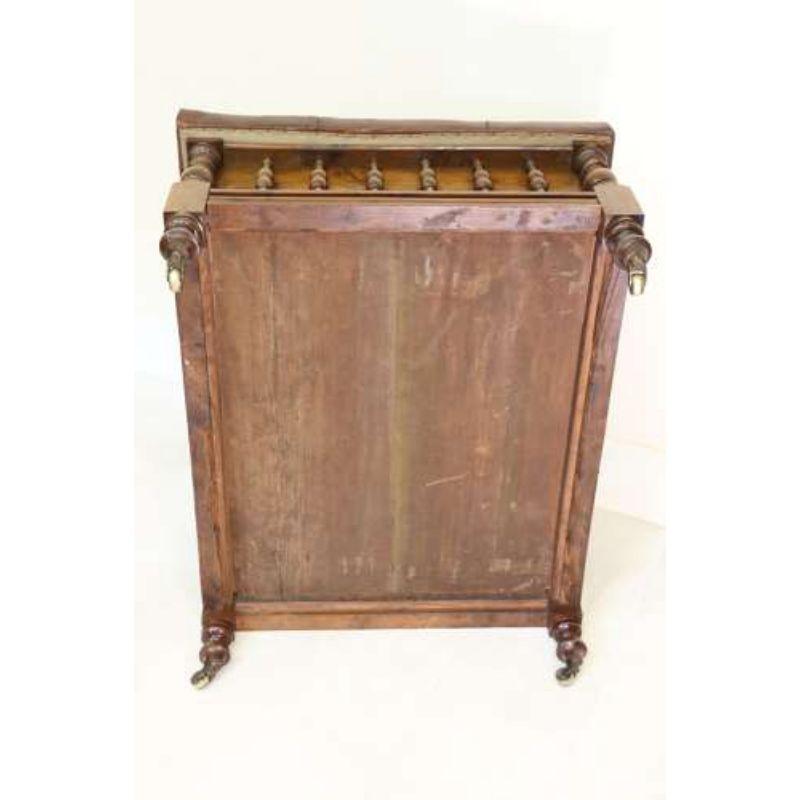 English 19th Century Yew Wood Large Country House Stool with Storage, circa 1830