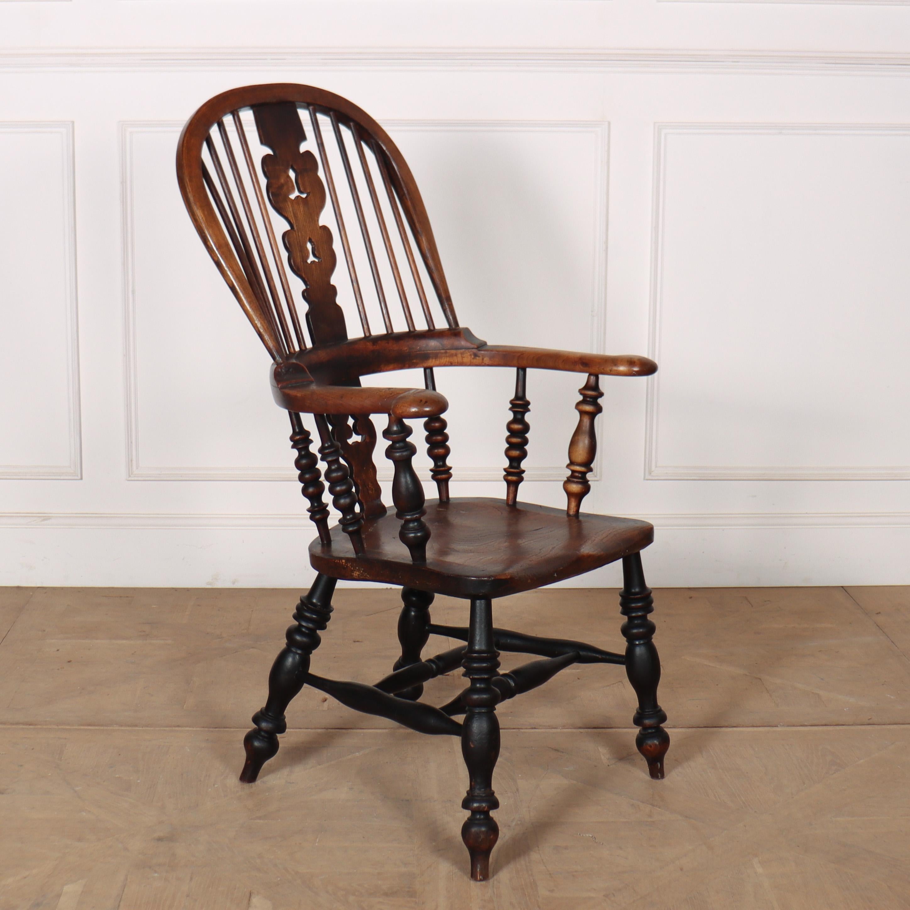 English 19th Century Yorkshire Windsor Chair For Sale