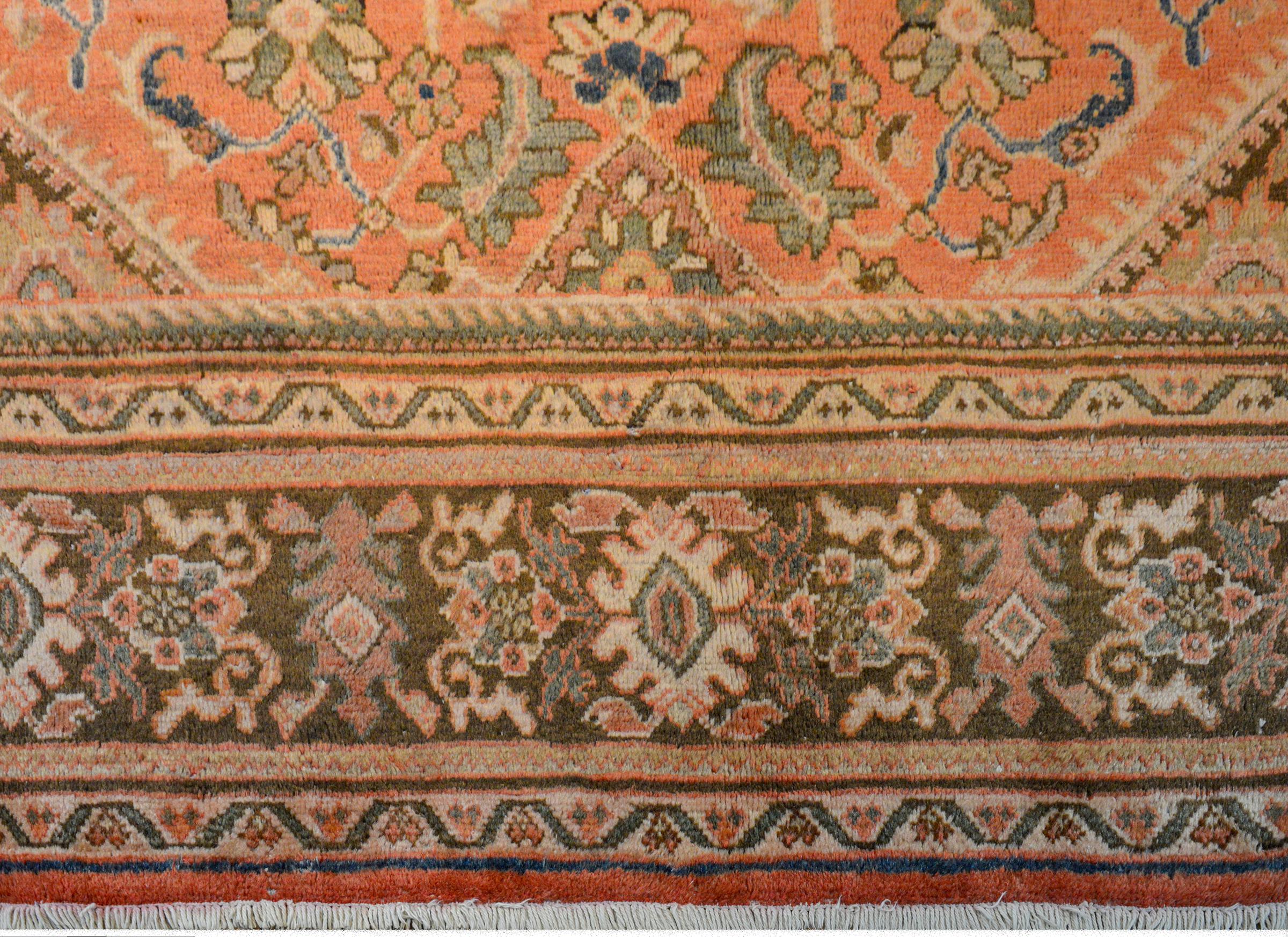 20th Century Mushkabad Rug In Good Condition For Sale In Chicago, IL
