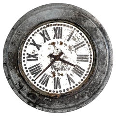 Horloge murale ancienne "Tour d'horloge" en zinc du 19e siècle