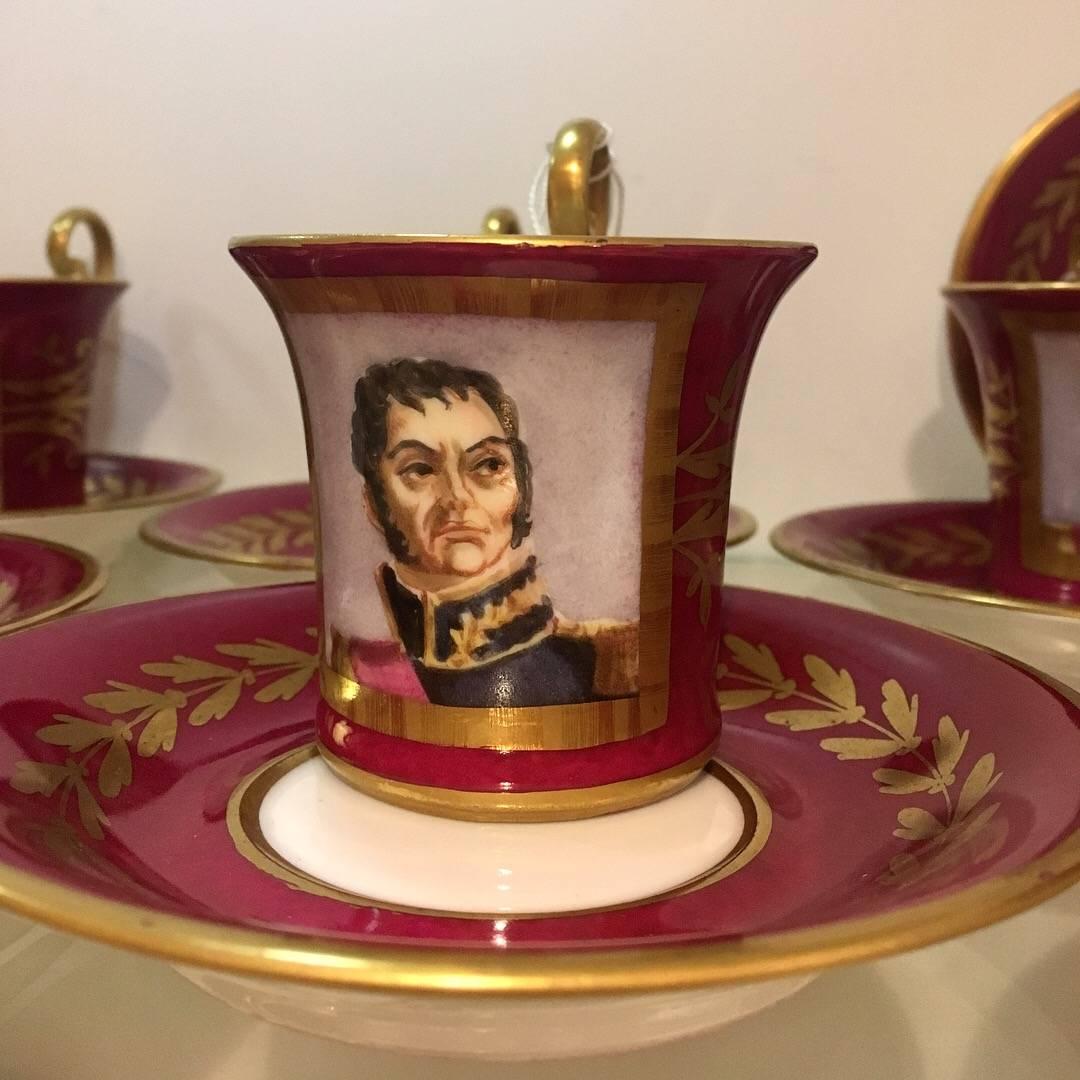 19th Century, Paris Porcelain Tea Set Featuring Napoleonic Portraits with Tray In Good Condition In London, GB