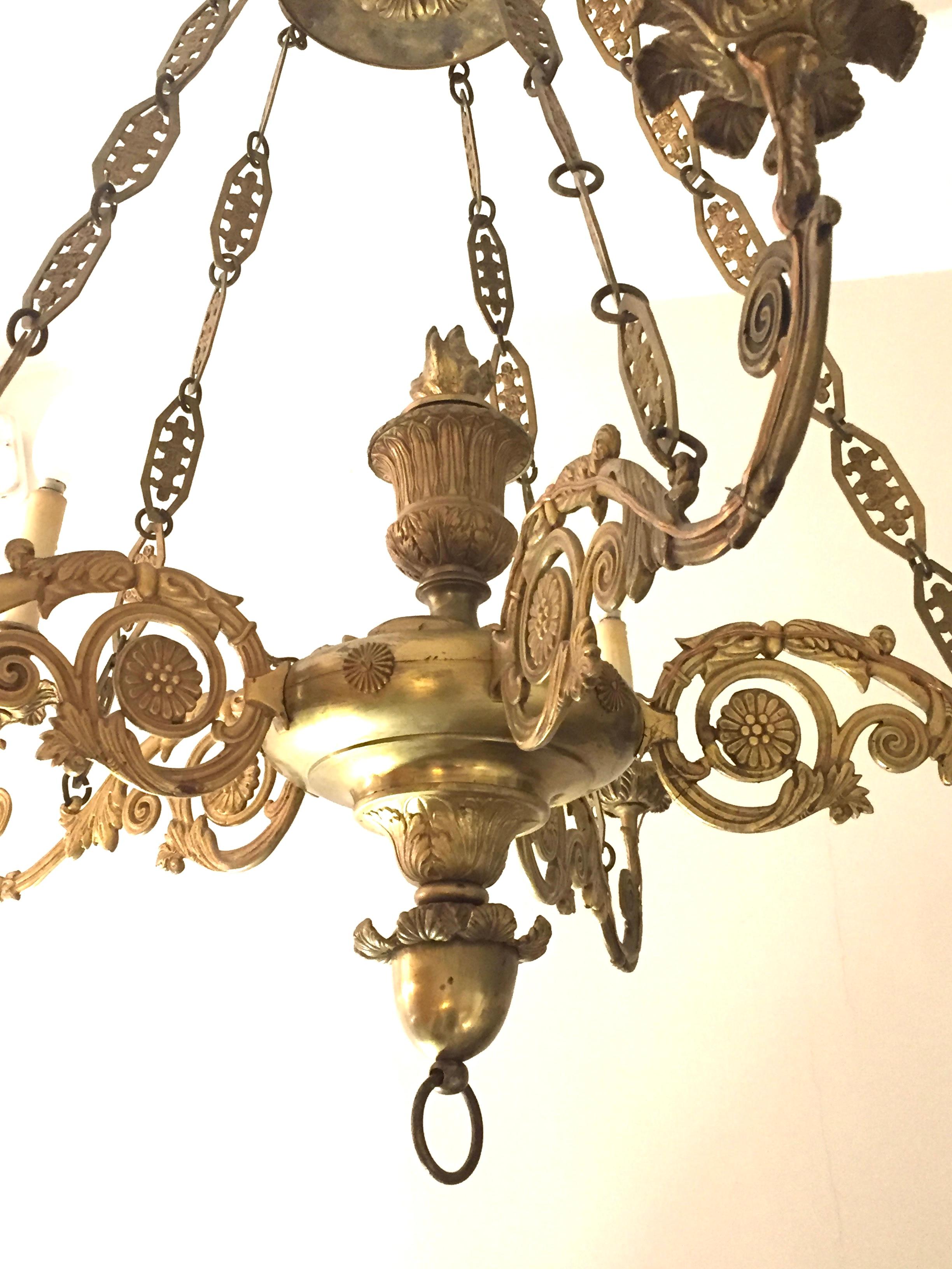 19th Century Empire Bronze Chandelier with Palmetto Crown and Flame Center In Good Condition For Sale In Madrid, ES